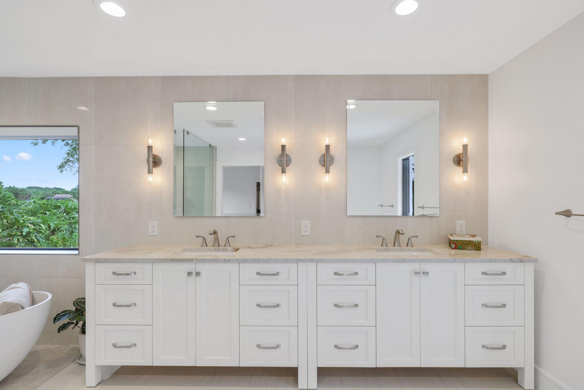 BOCA GREENS - Residential