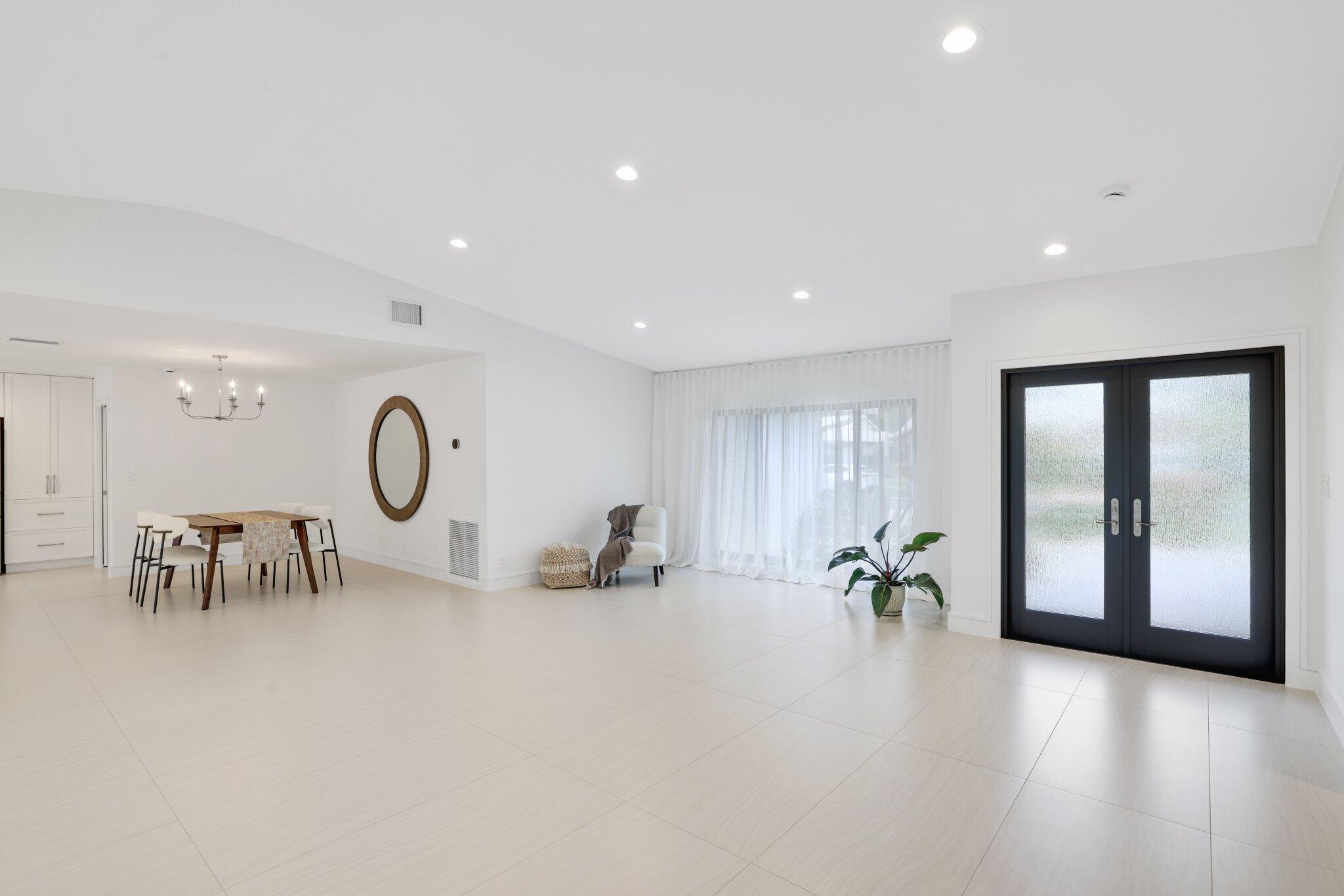 BOCA GREENS - Residential