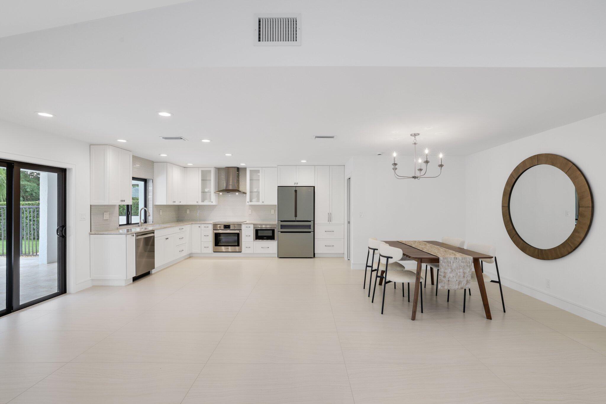BOCA GREENS - Residential