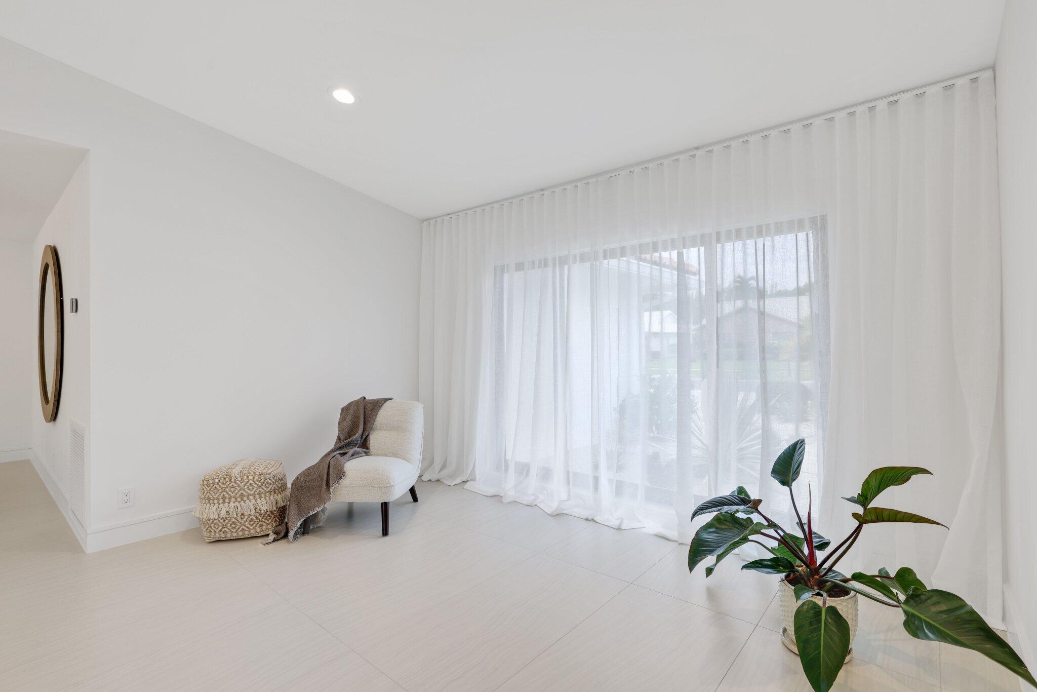 BOCA GREENS - Residential