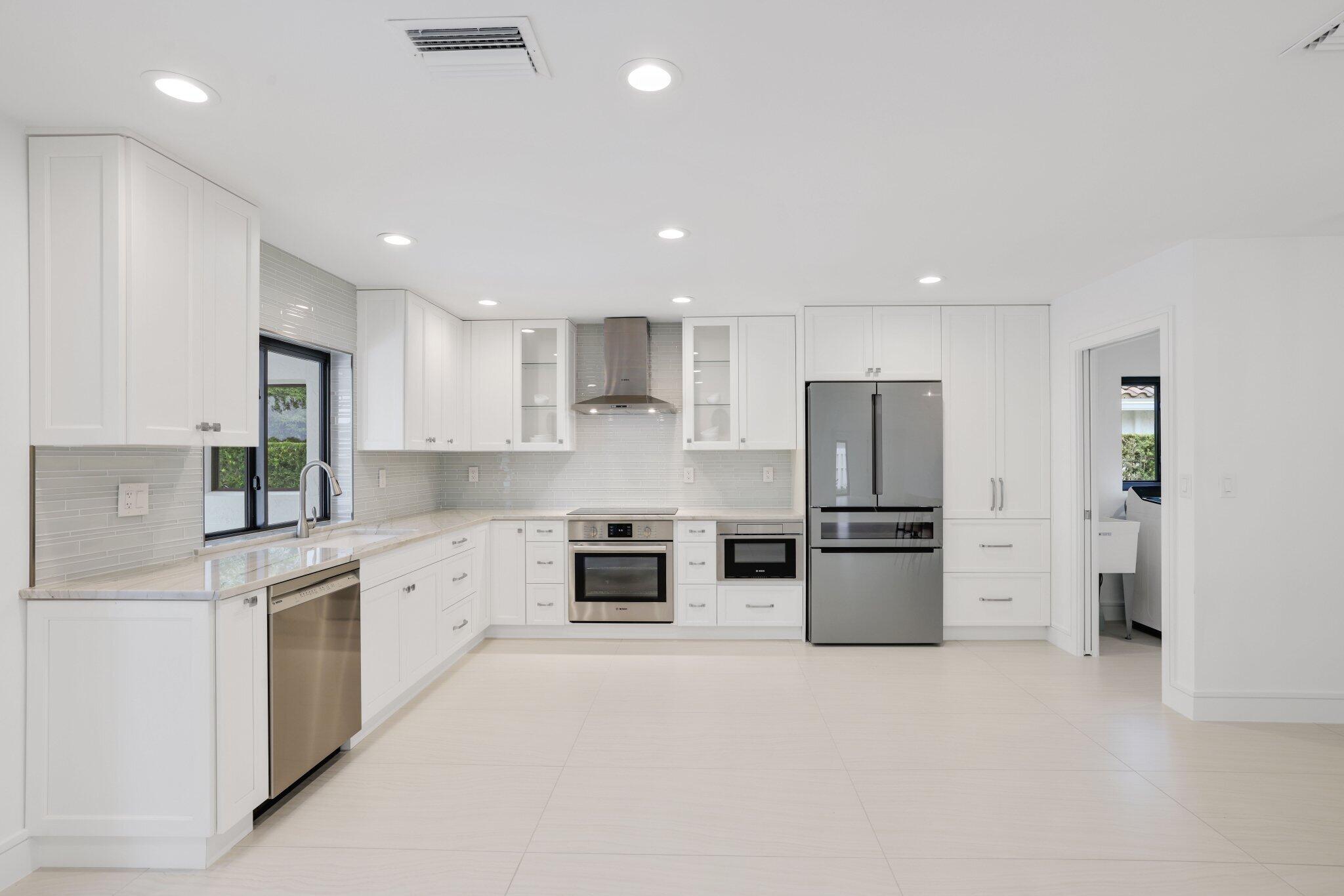 BOCA GREENS - Residential