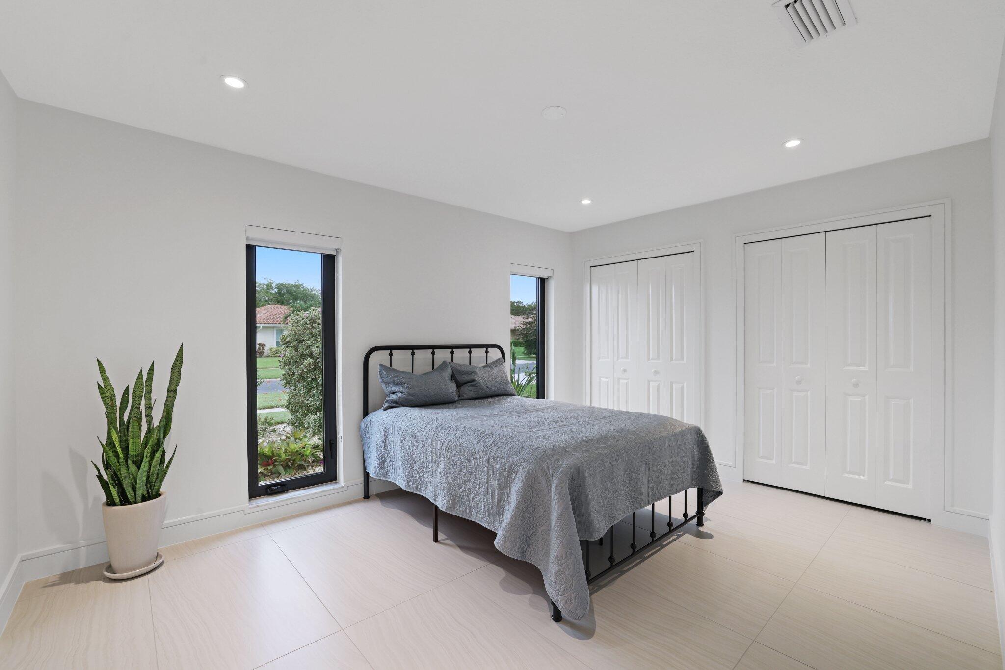 BOCA GREENS - Residential