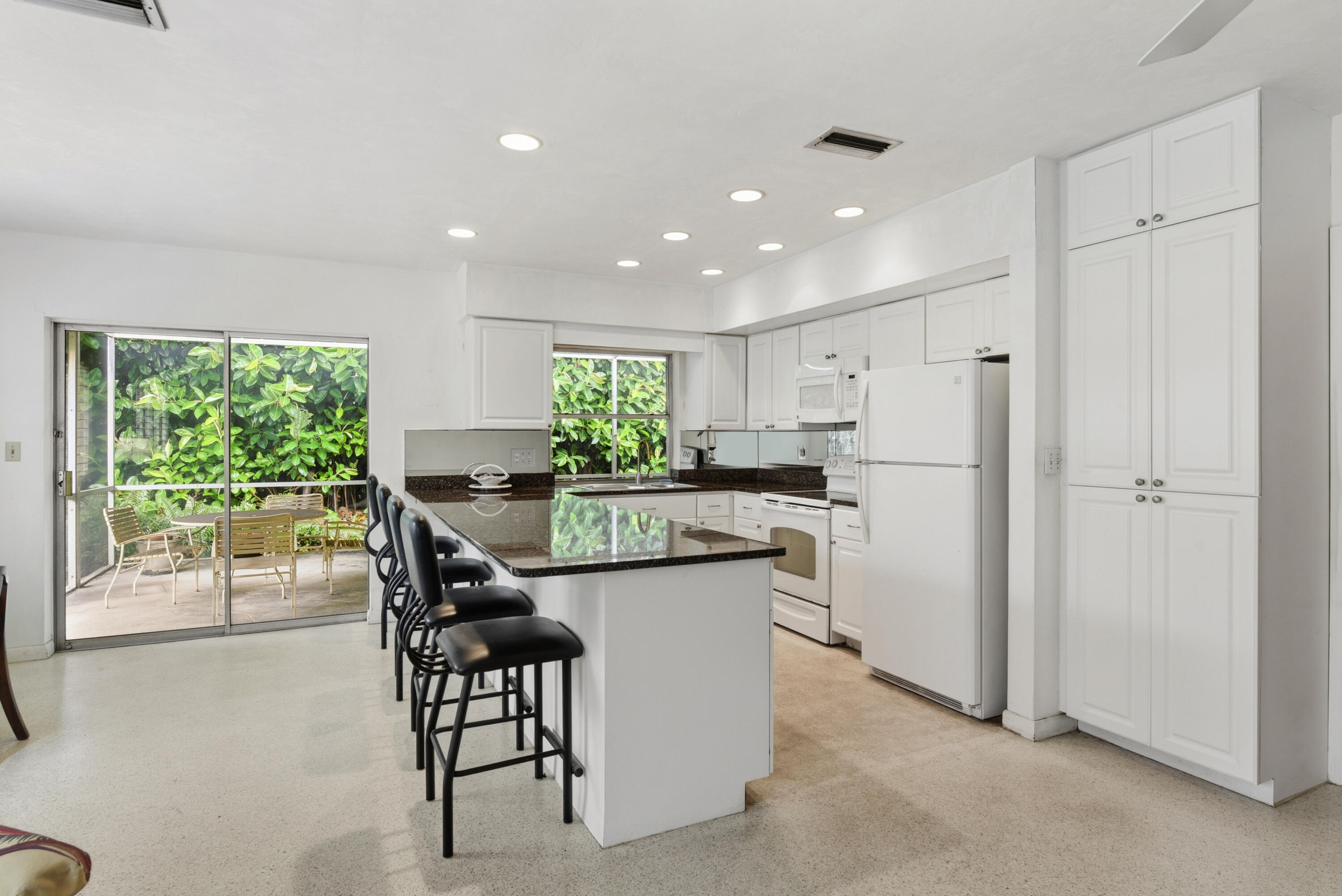 PALMETTO PARK TERRACE UNIT 9 - Residential