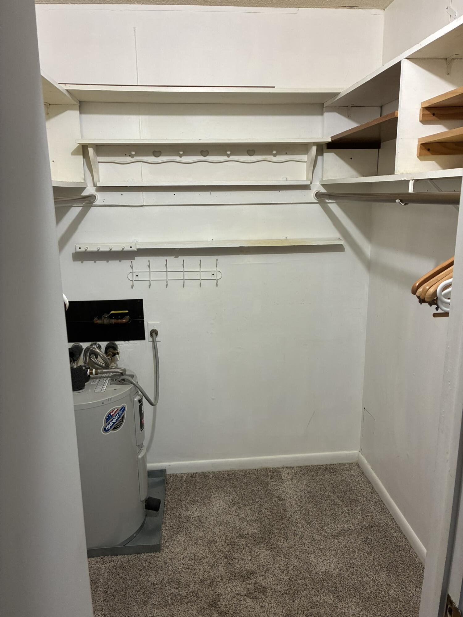 OAKLAND GROVE VILLAGE CONDO - Residential