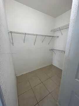 GARDEN VIEW VILLAS HOMES CONDO - Residential