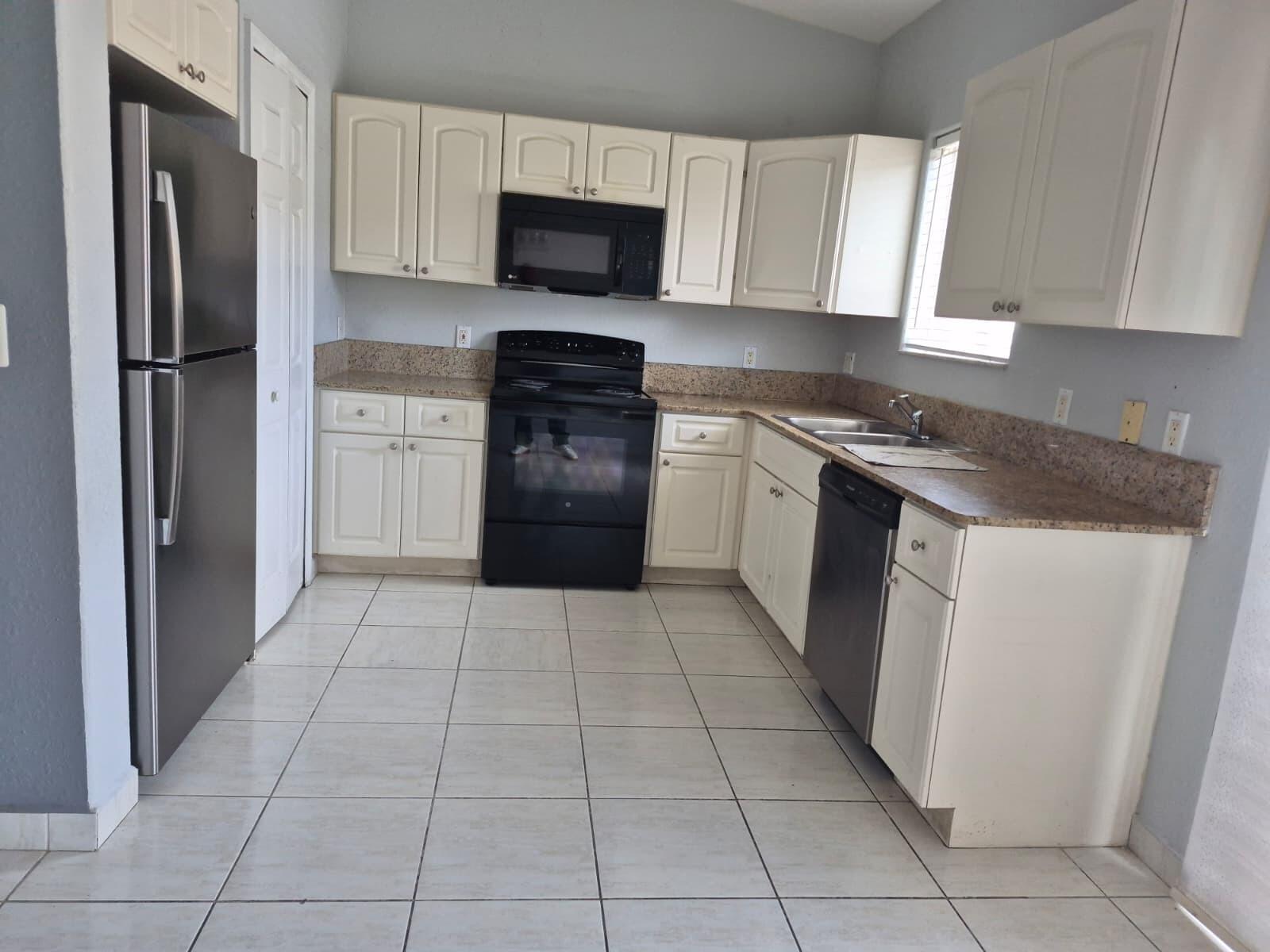 GARDEN VIEW VILLAS HOMES CONDO - Residential