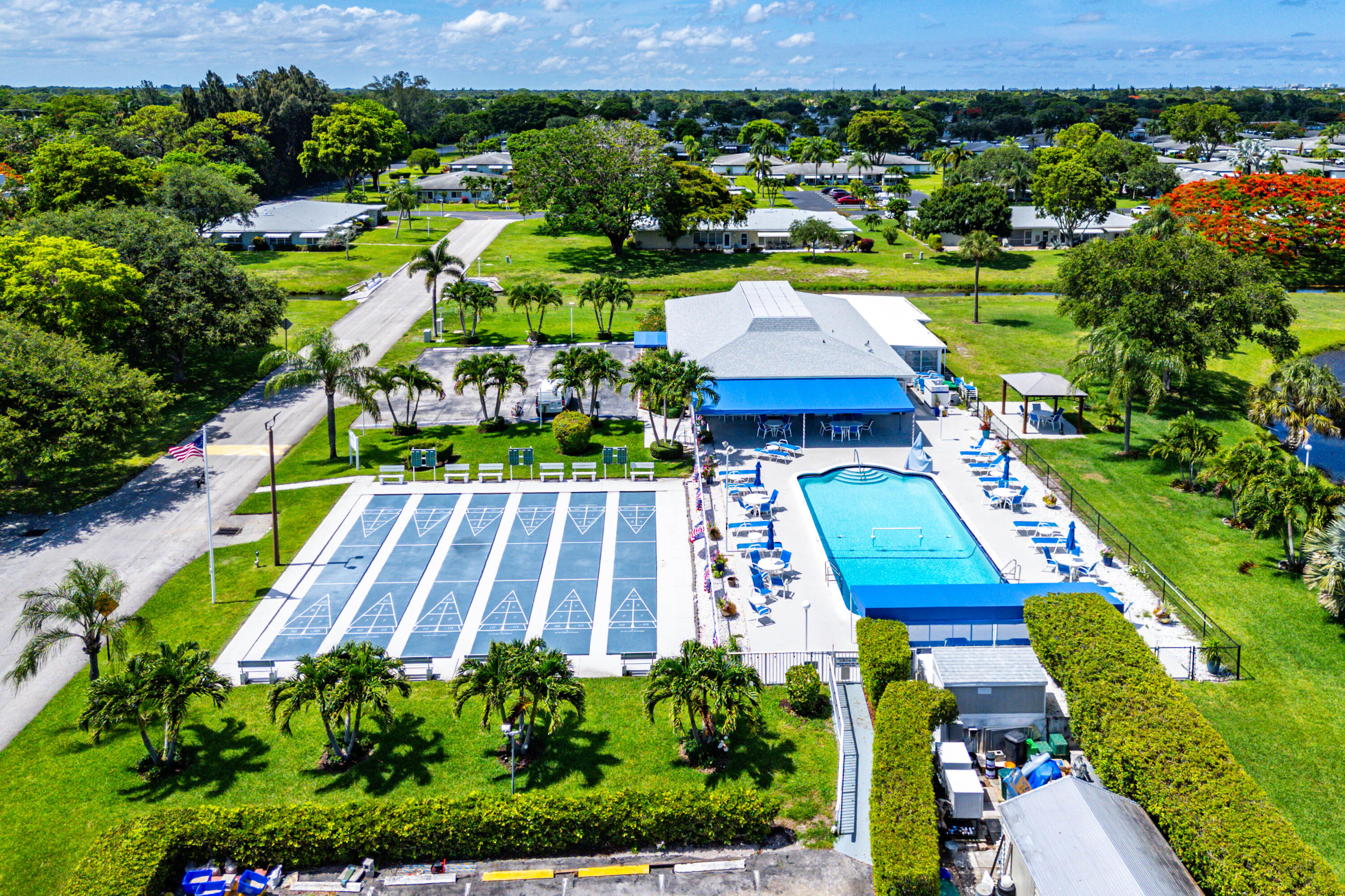 HIGH POINT OF DELRAY BEACH CONDO SEC I - Residential
