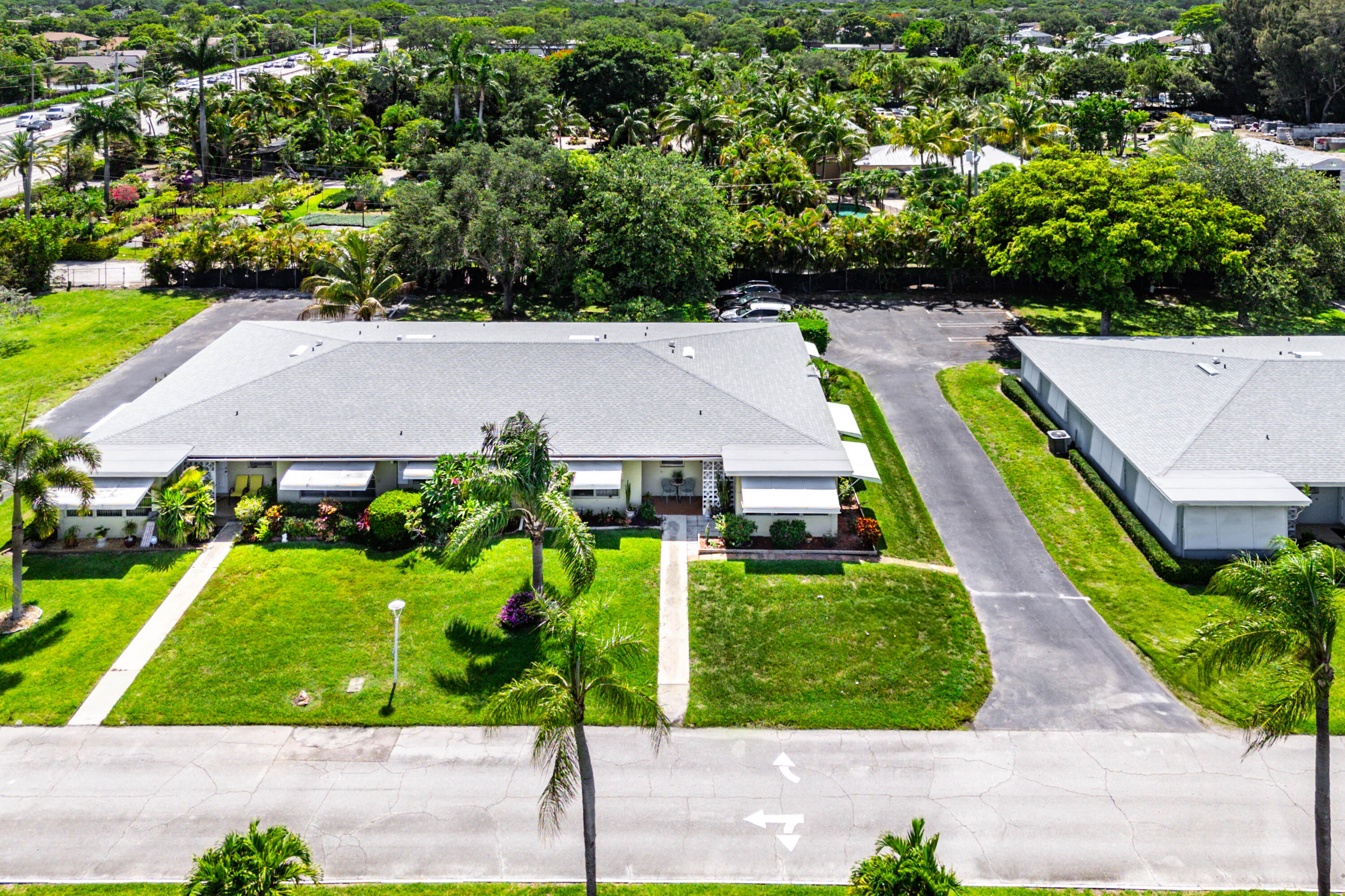 HIGH POINT OF DELRAY BEACH CONDO SEC I - Residential