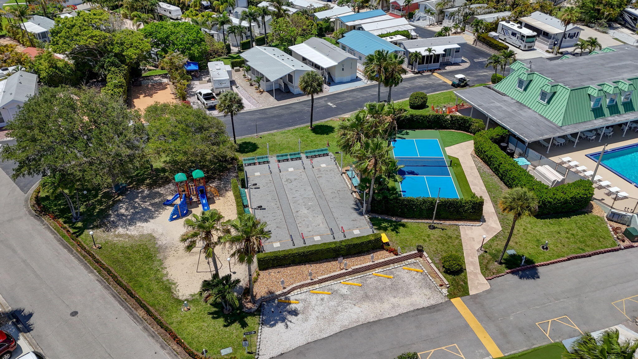 YOGI-BY-THE-SEA CONDO - Land
