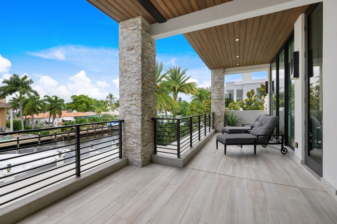 Gould Island 15-62 B - Residential