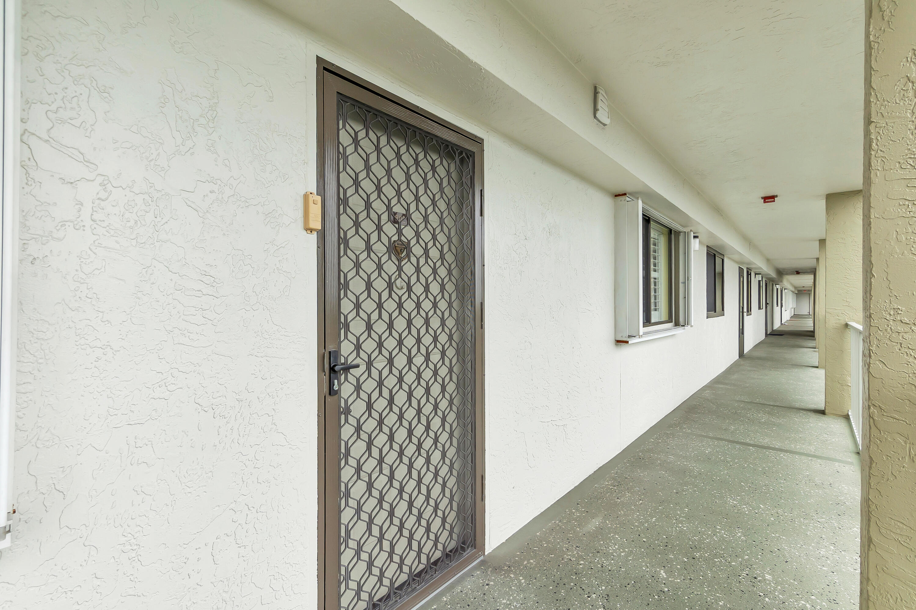 CYPRESS BEND CONDOMINIUM VII - Residential