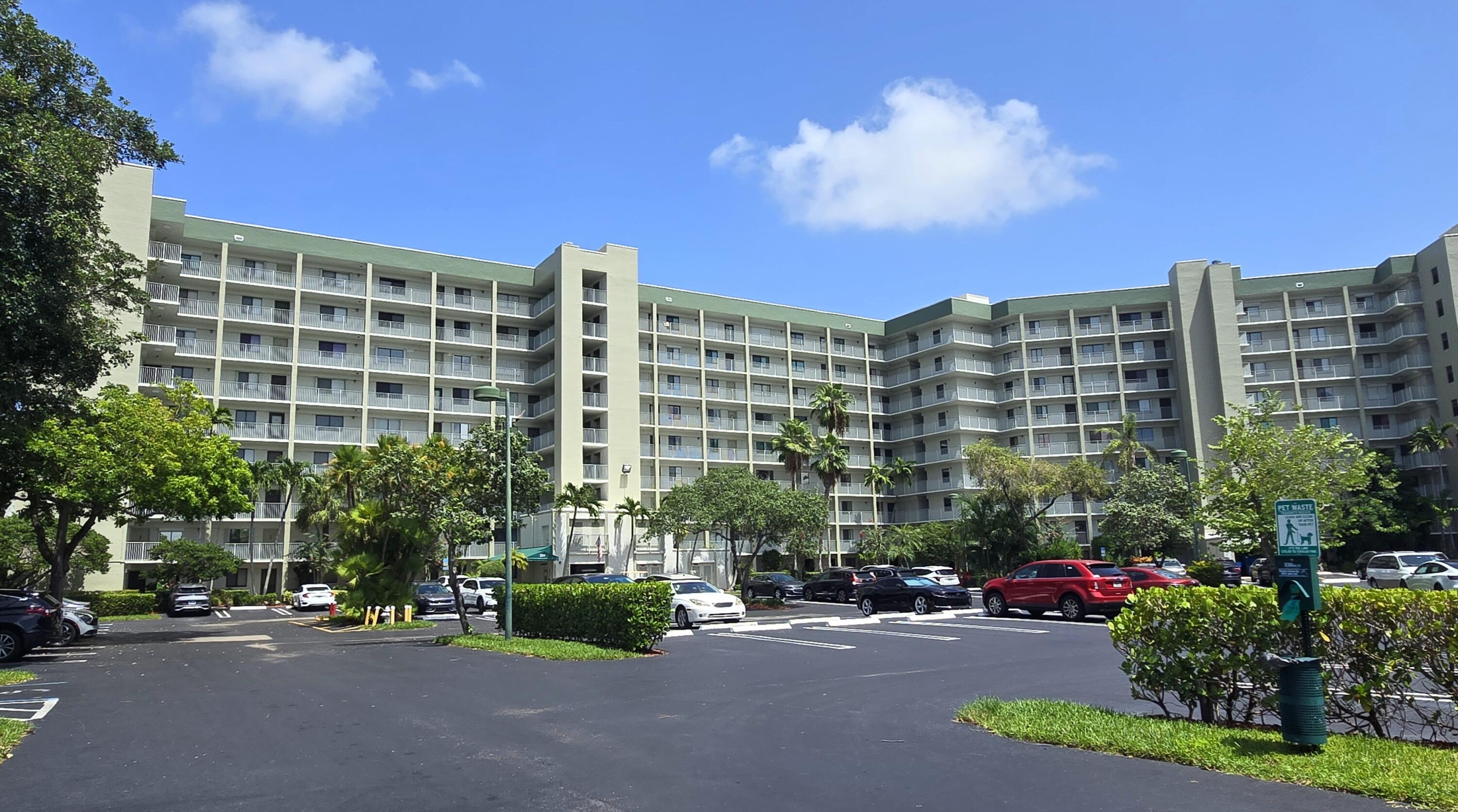 CYPRESS BEND CONDOMINIUM VII - Residential