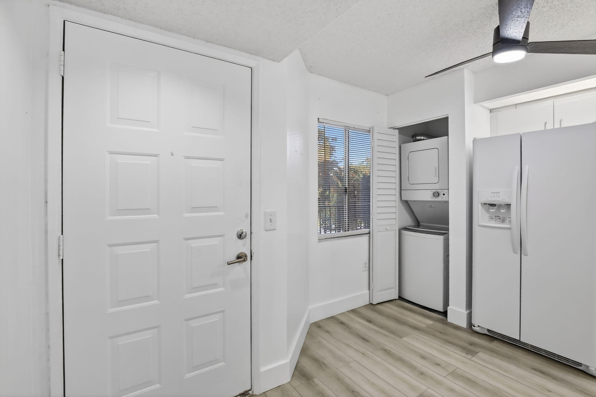 SUFFOLK AT CENTURY VILLAGE - Residential