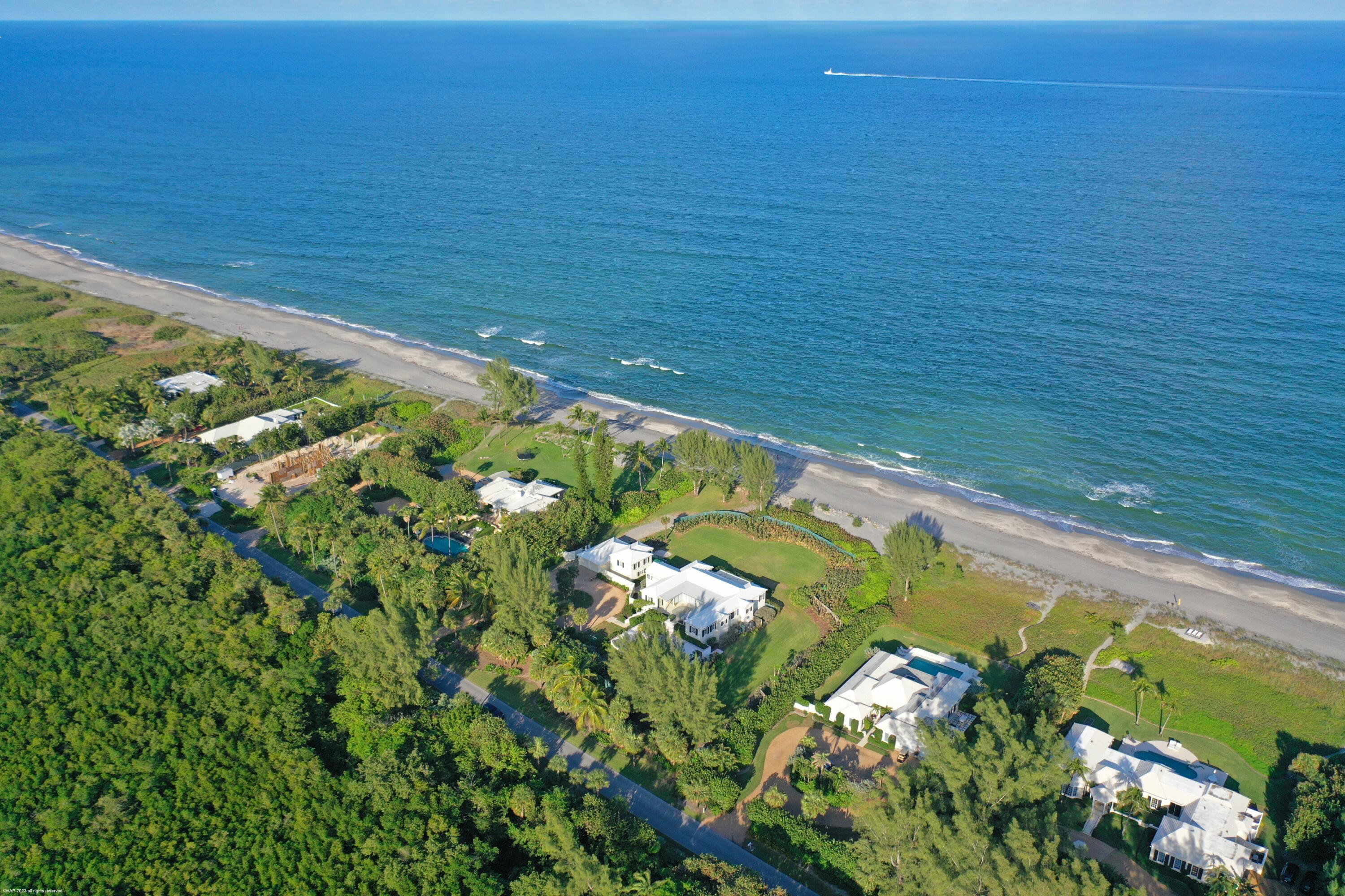 JUPITER ISLAND - Land