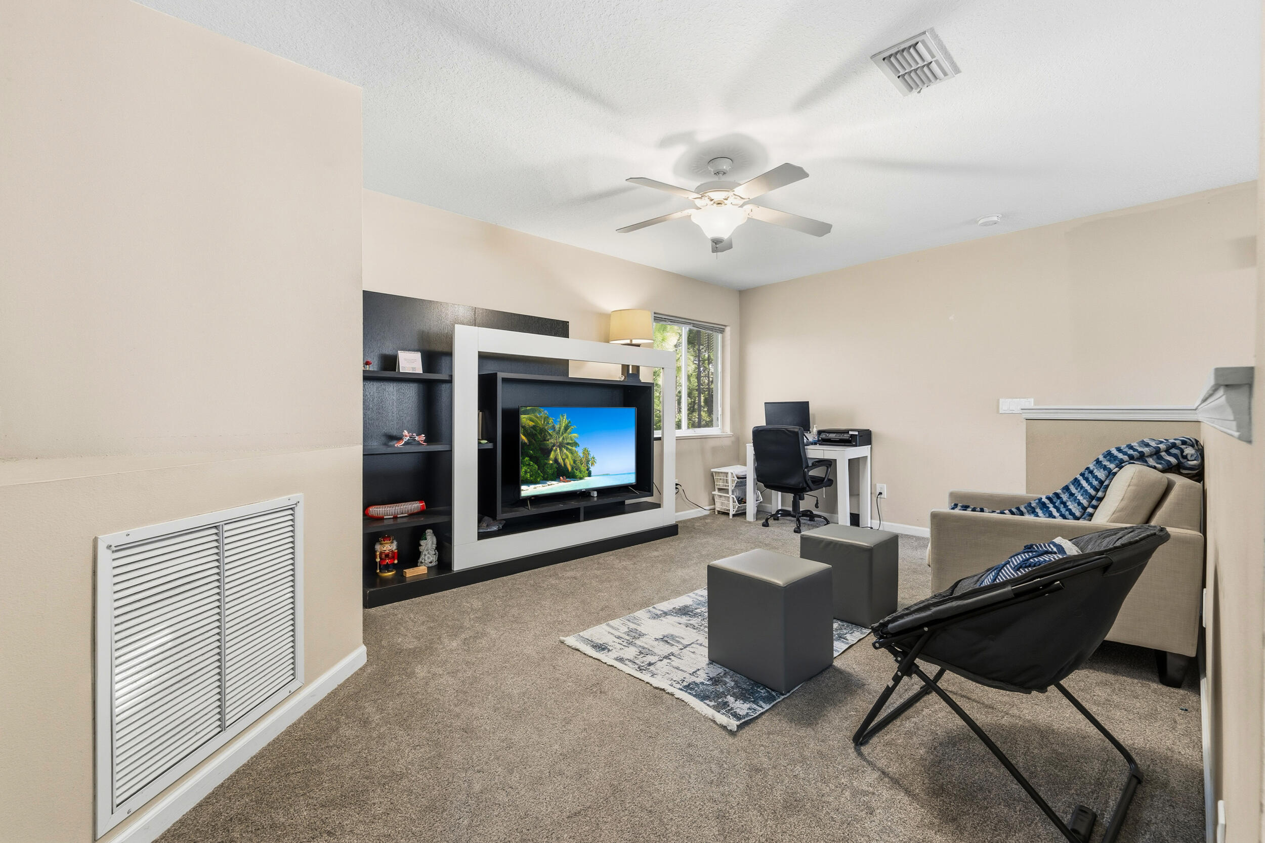 RIVER PLACE ON THE ST LUCIE NO 5 - Residential