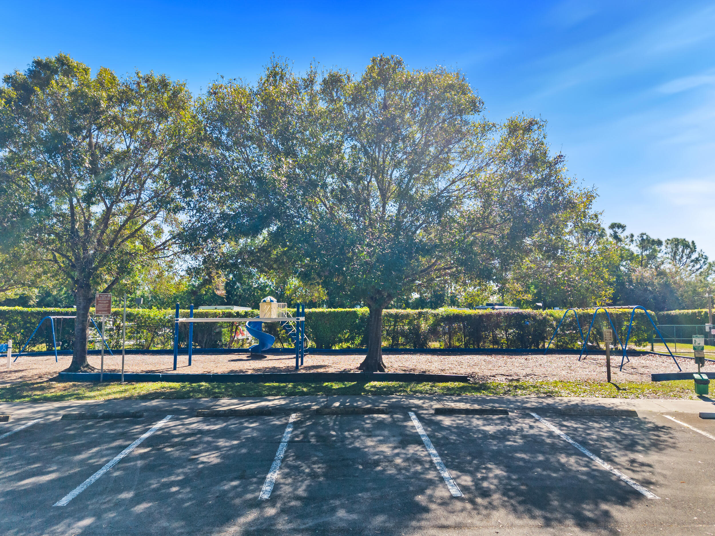 RIVER PLACE ON THE ST LUCIE NO 5 - Residential