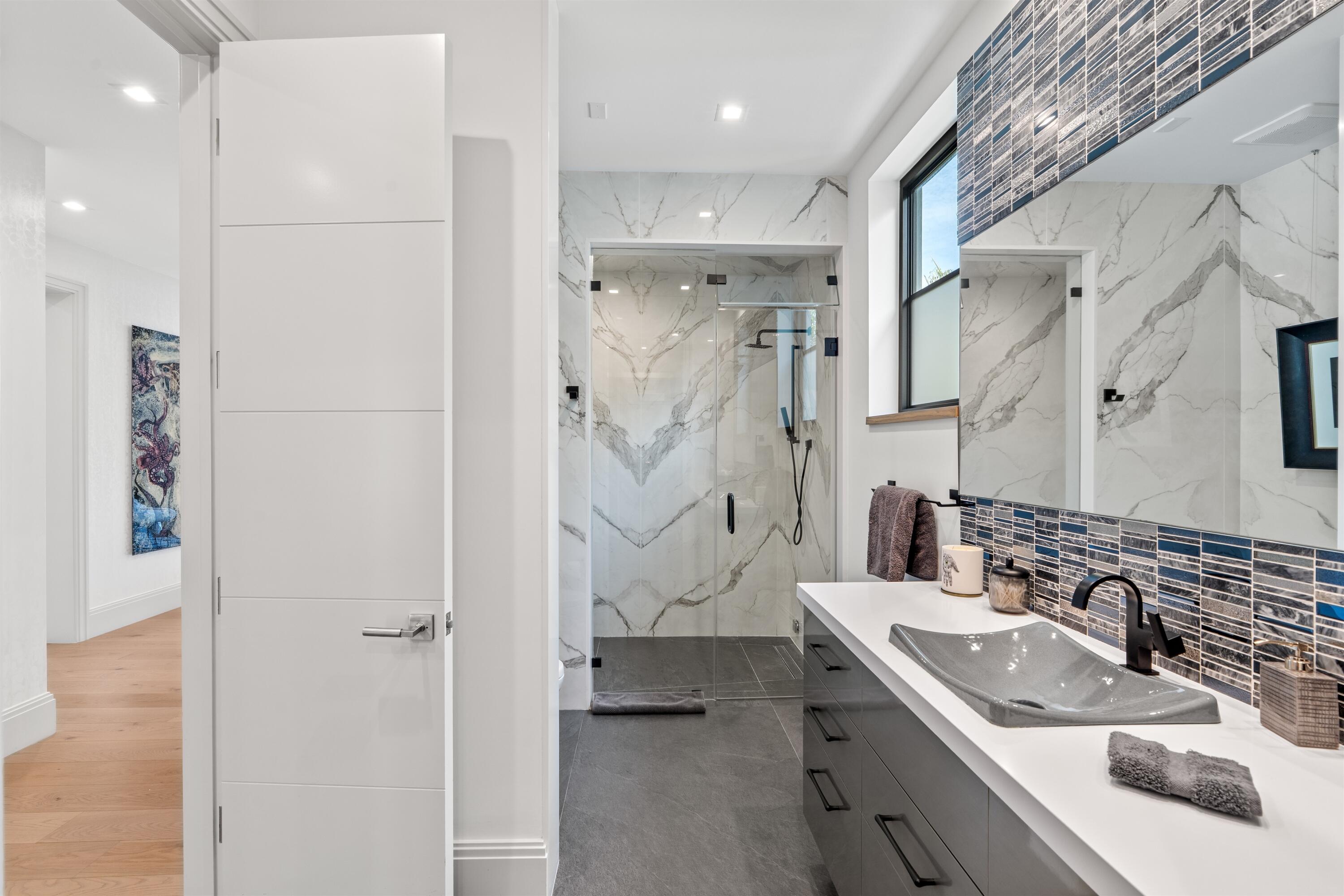 SEAGATE EXT - Residential