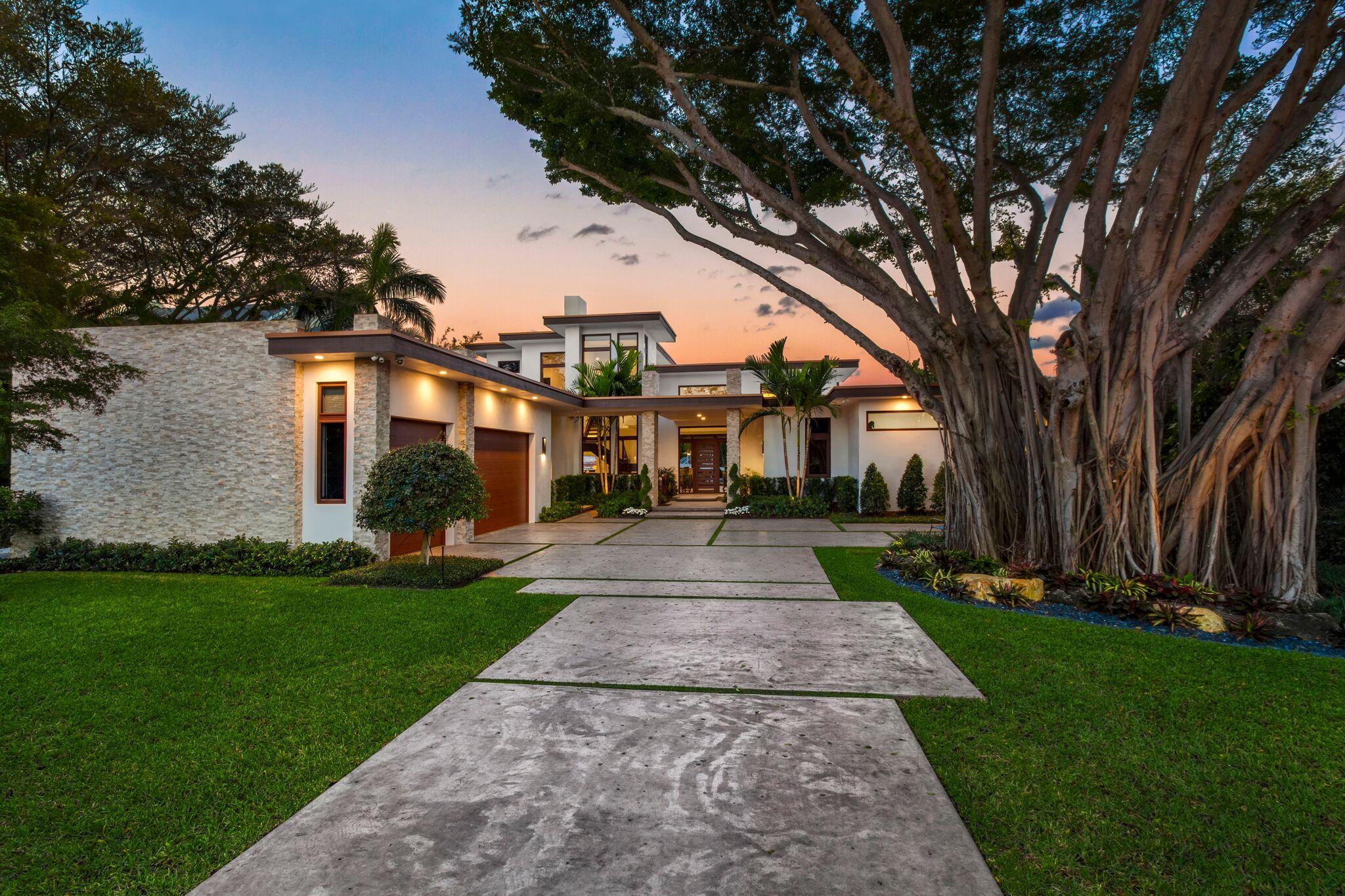 Palm Trail - Residential