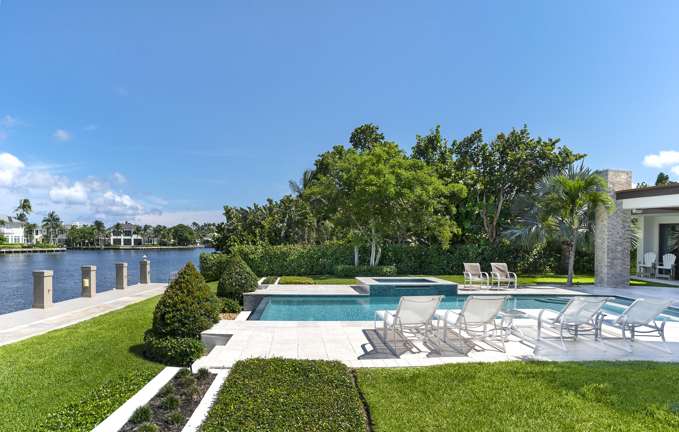 Palm Trail - Residential