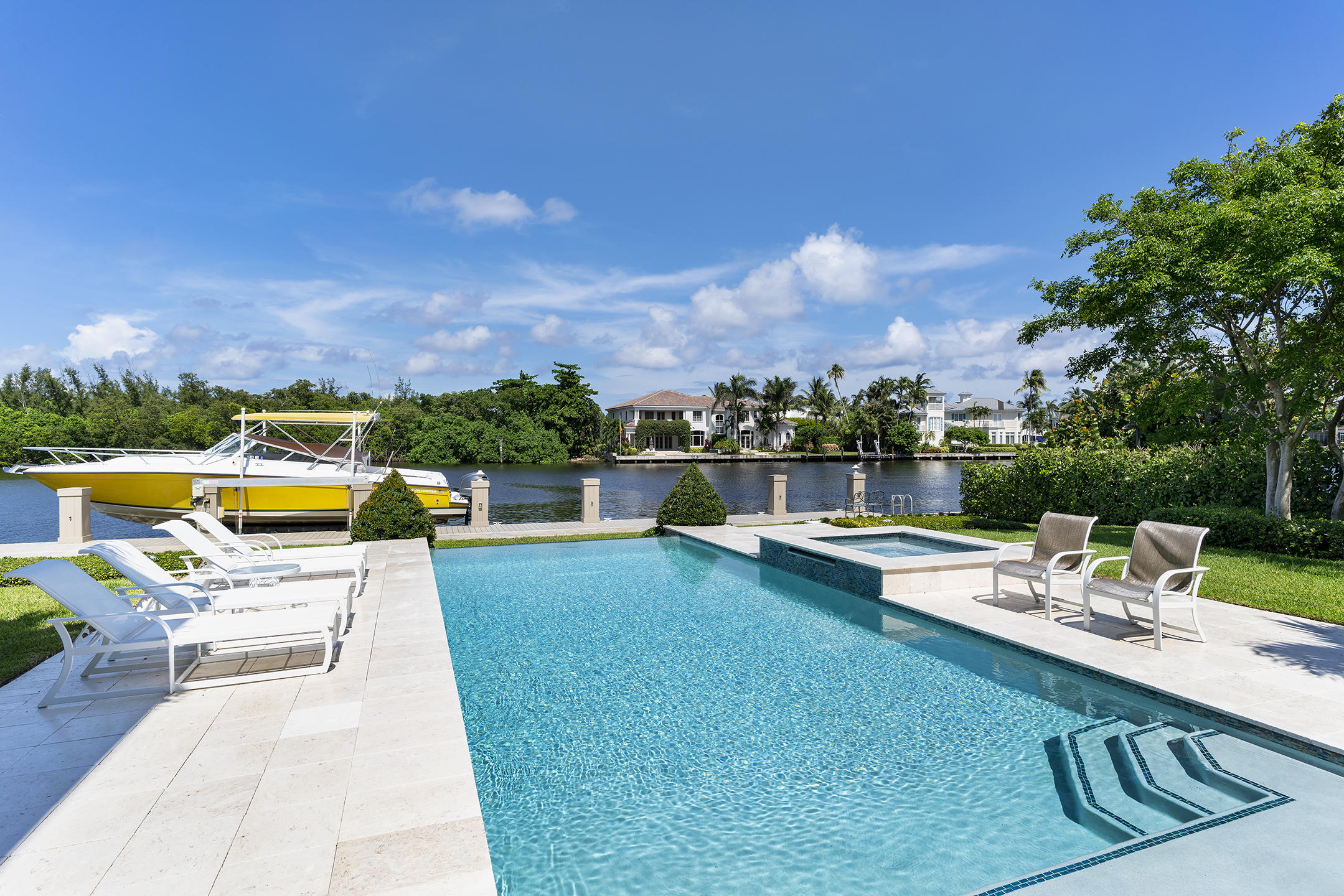 Palm Trail - Residential