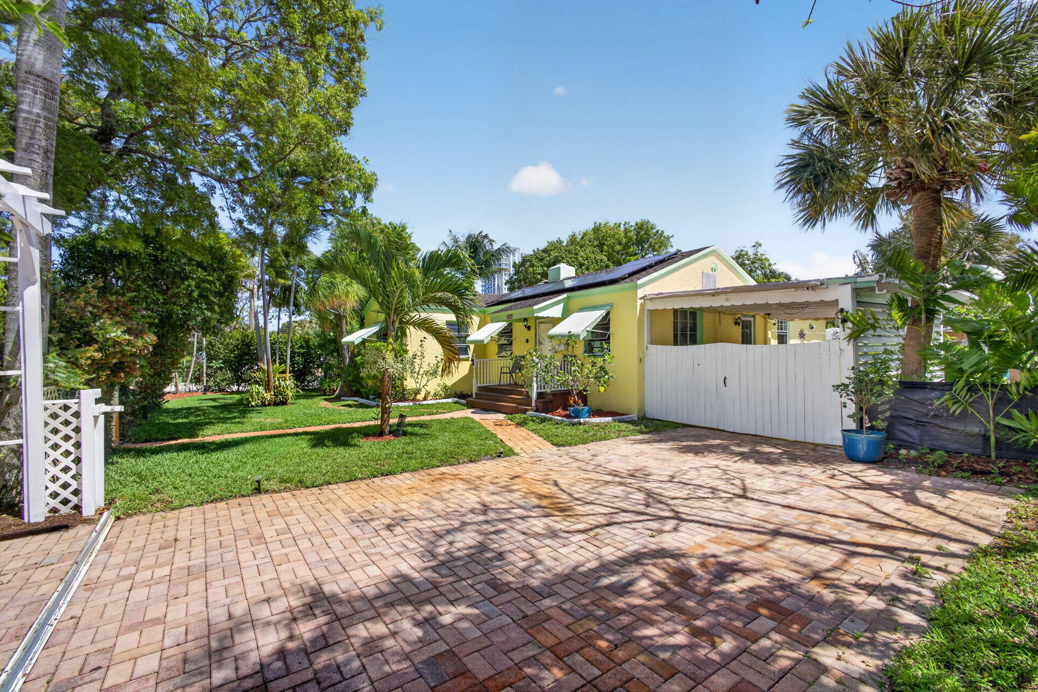 NORTH PALM BCH 1 - Residential