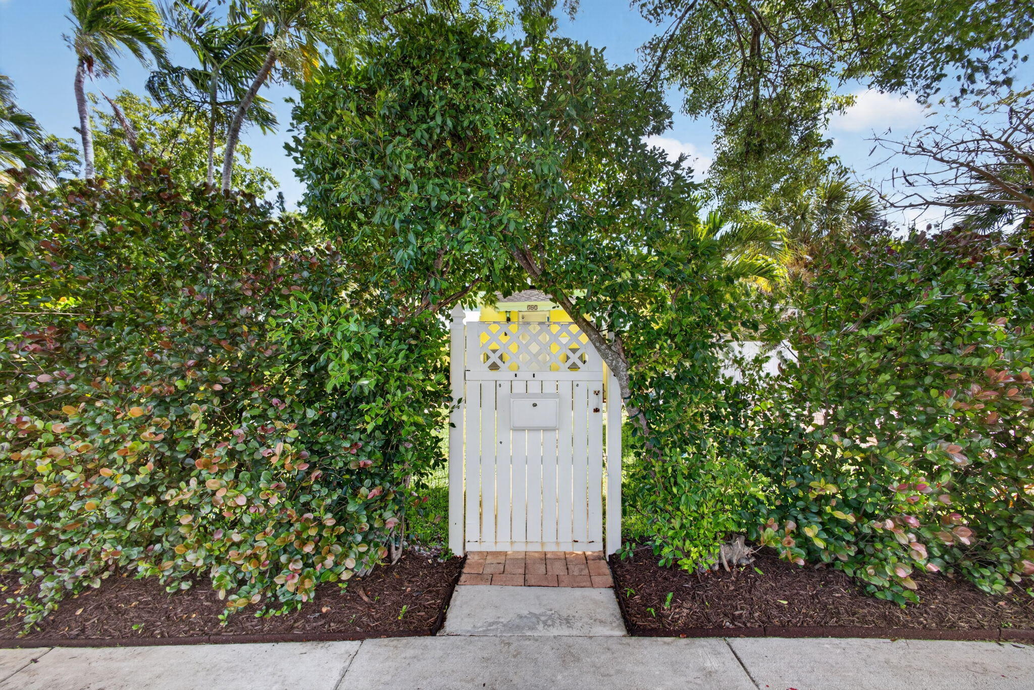 NORTH PALM BCH 1 - Residential