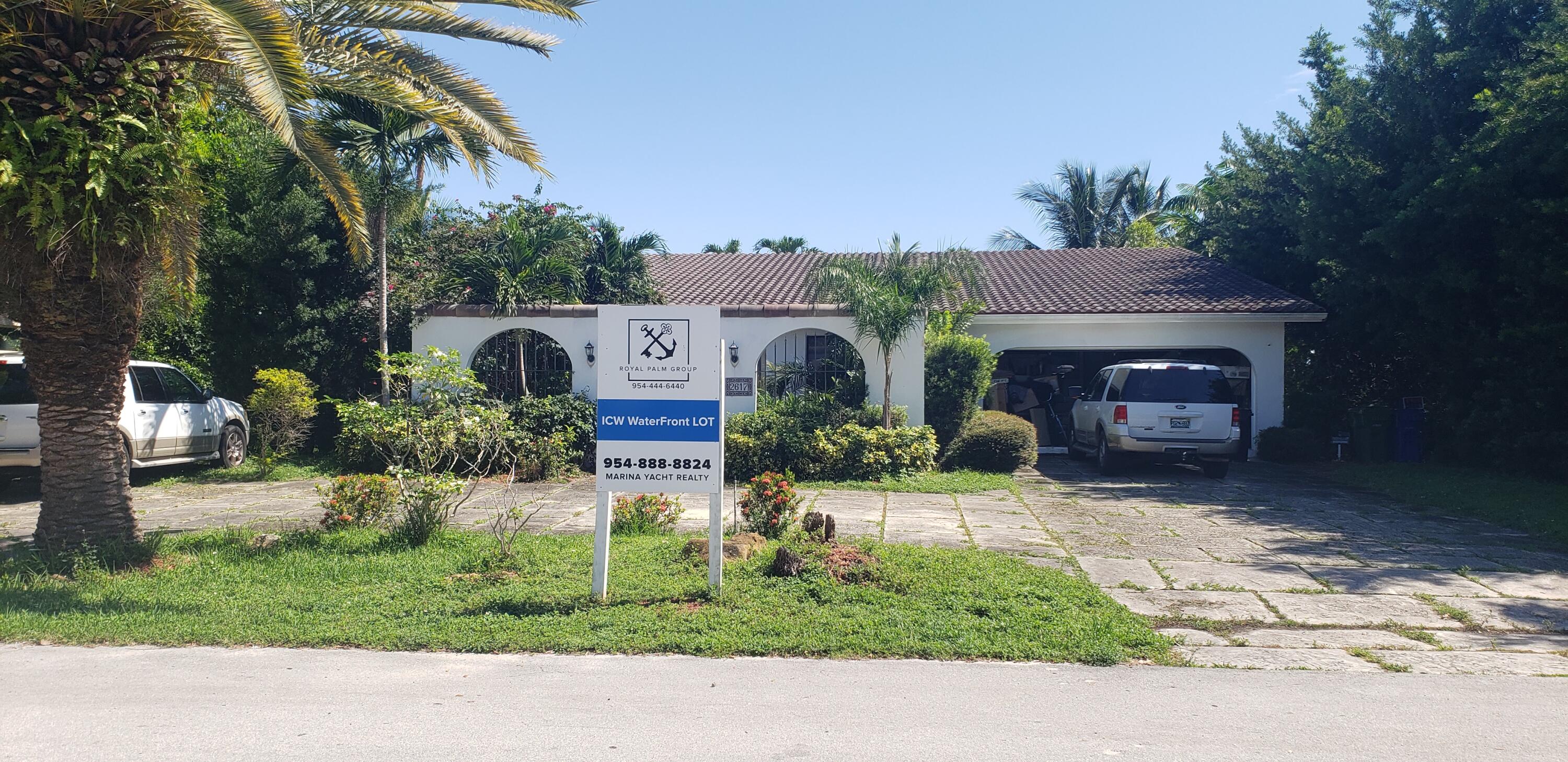 AQUA VISTA - Residential