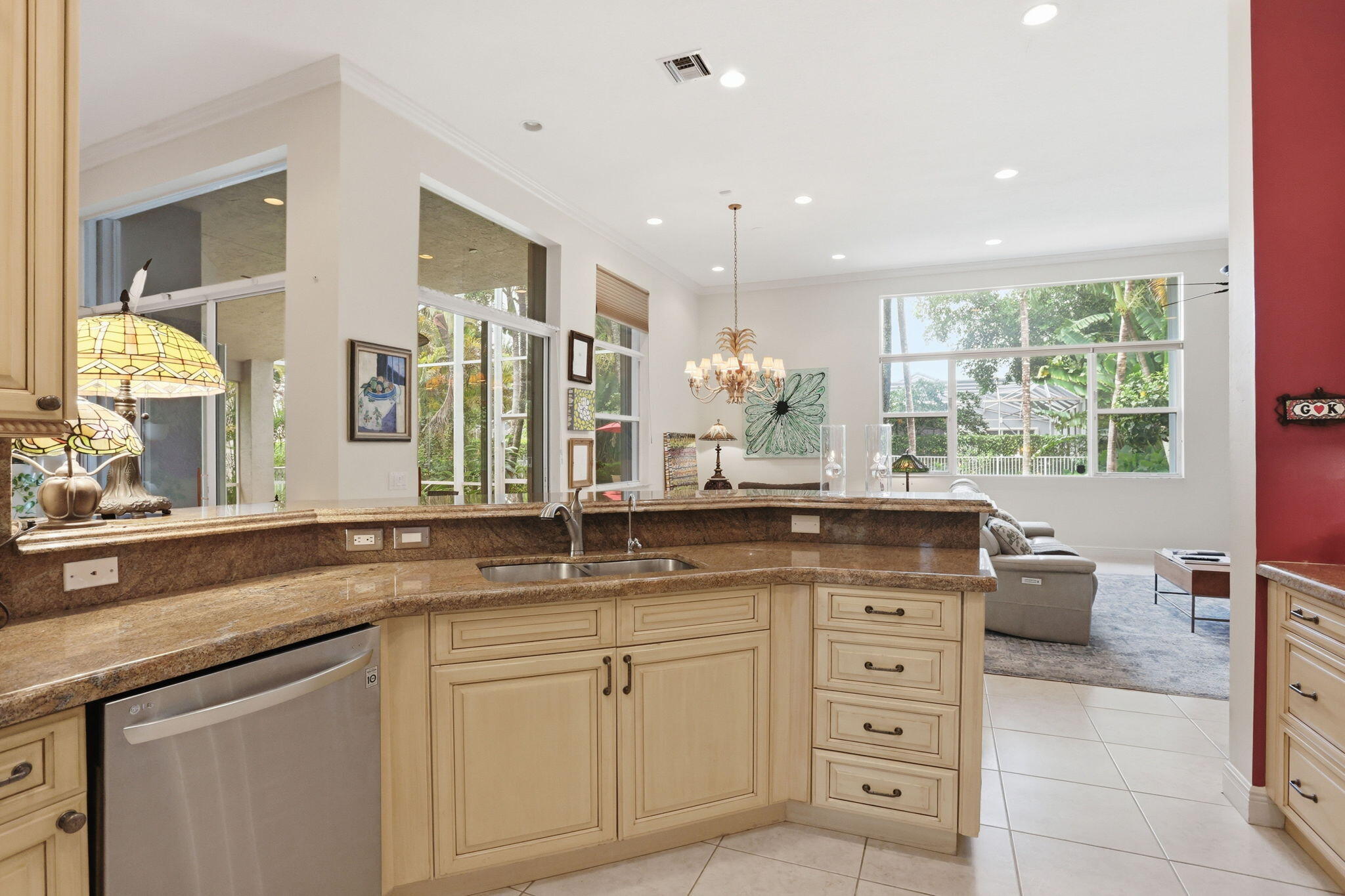 AVALON ESTATES - Residential