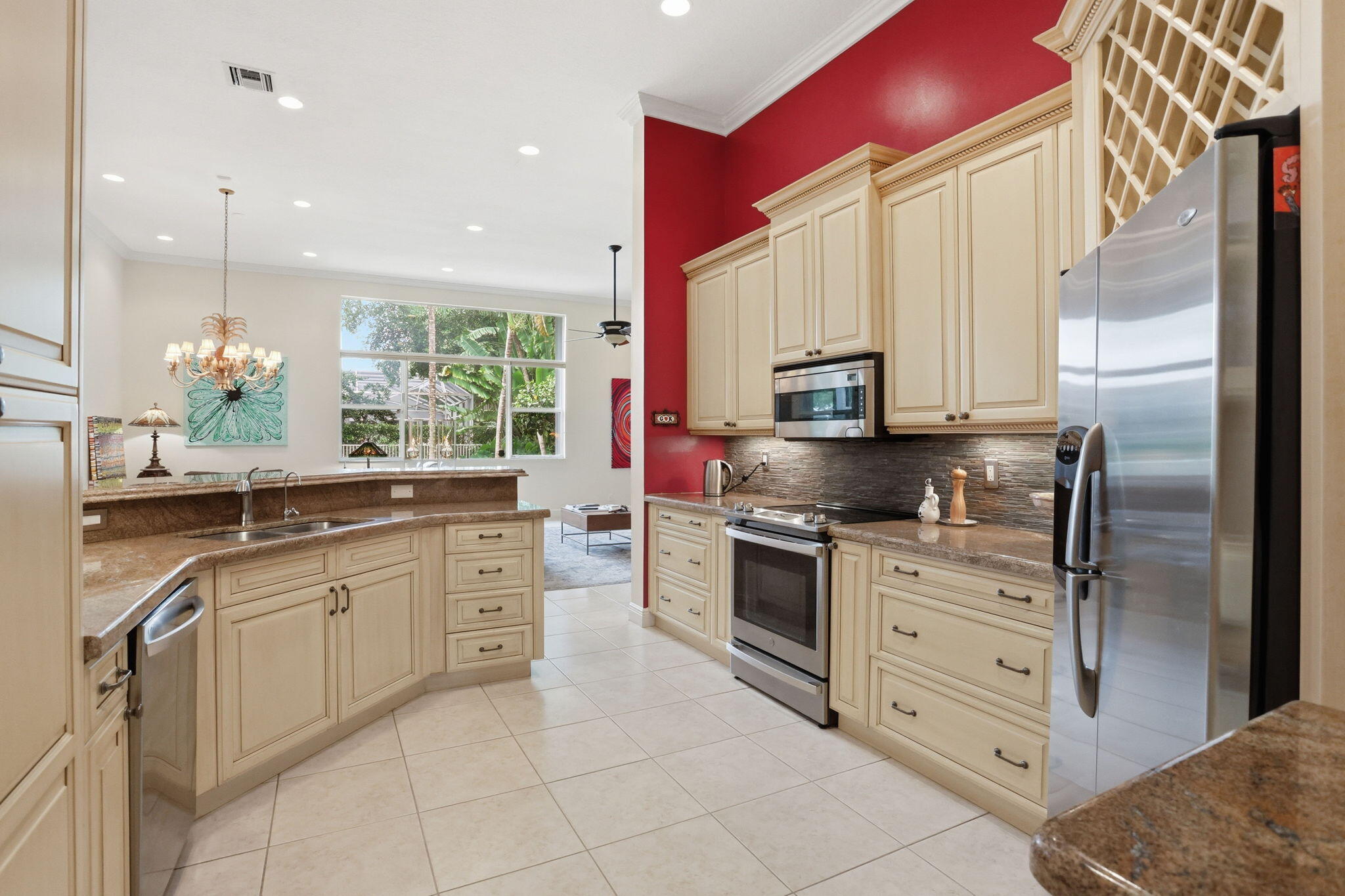 AVALON ESTATES - Residential