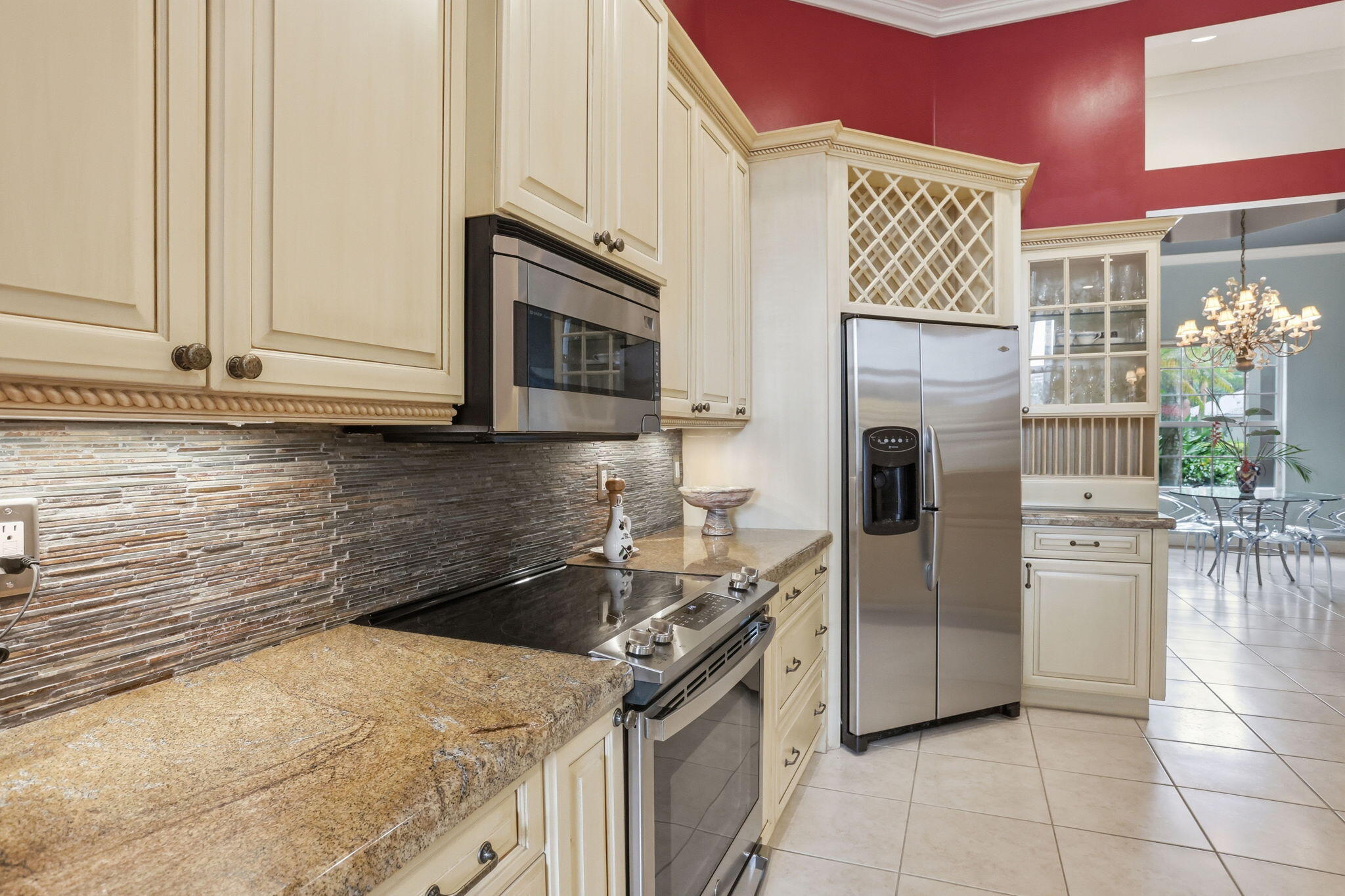 AVALON ESTATES - Residential