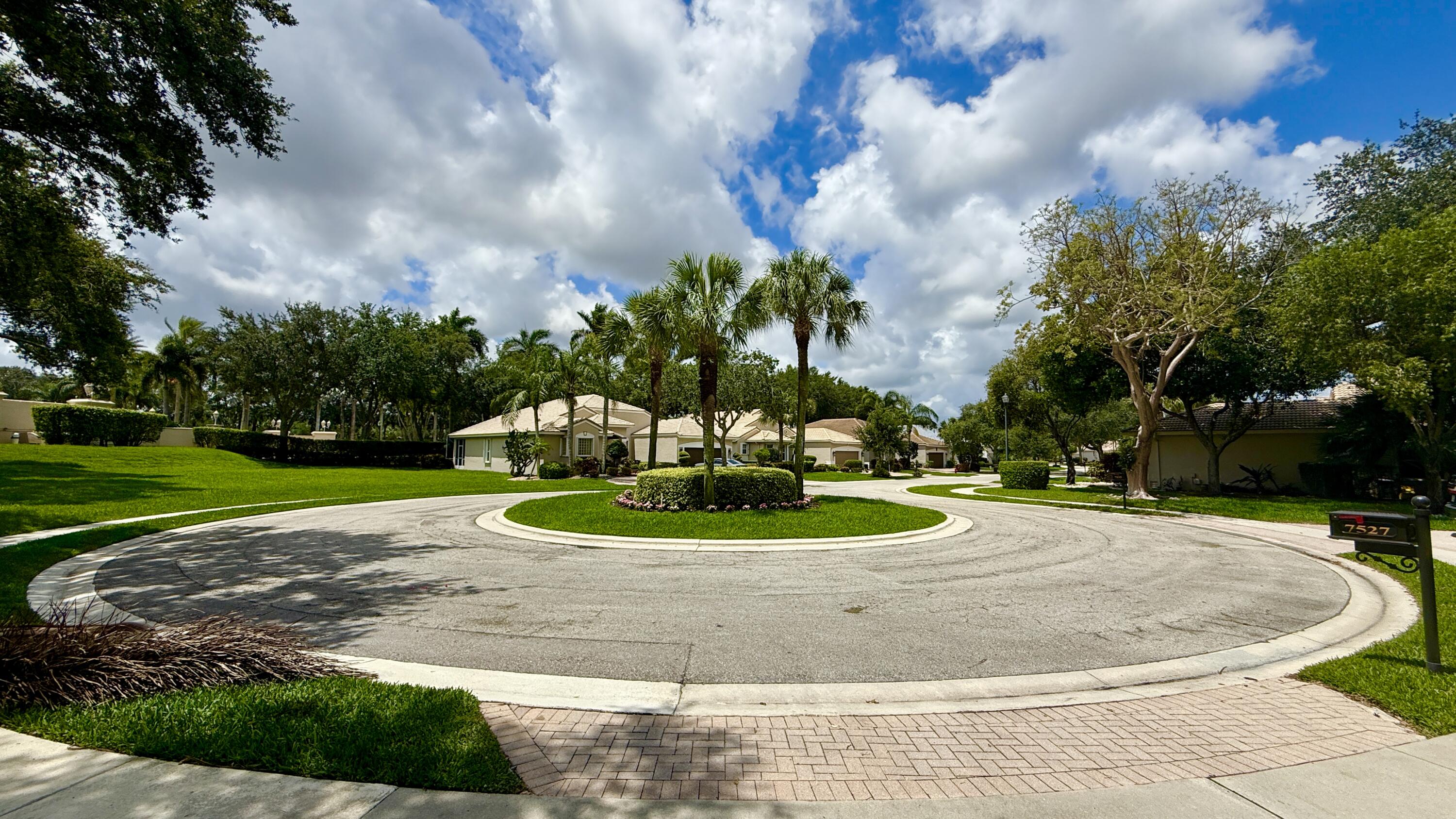 AVALON ESTATES - Residential