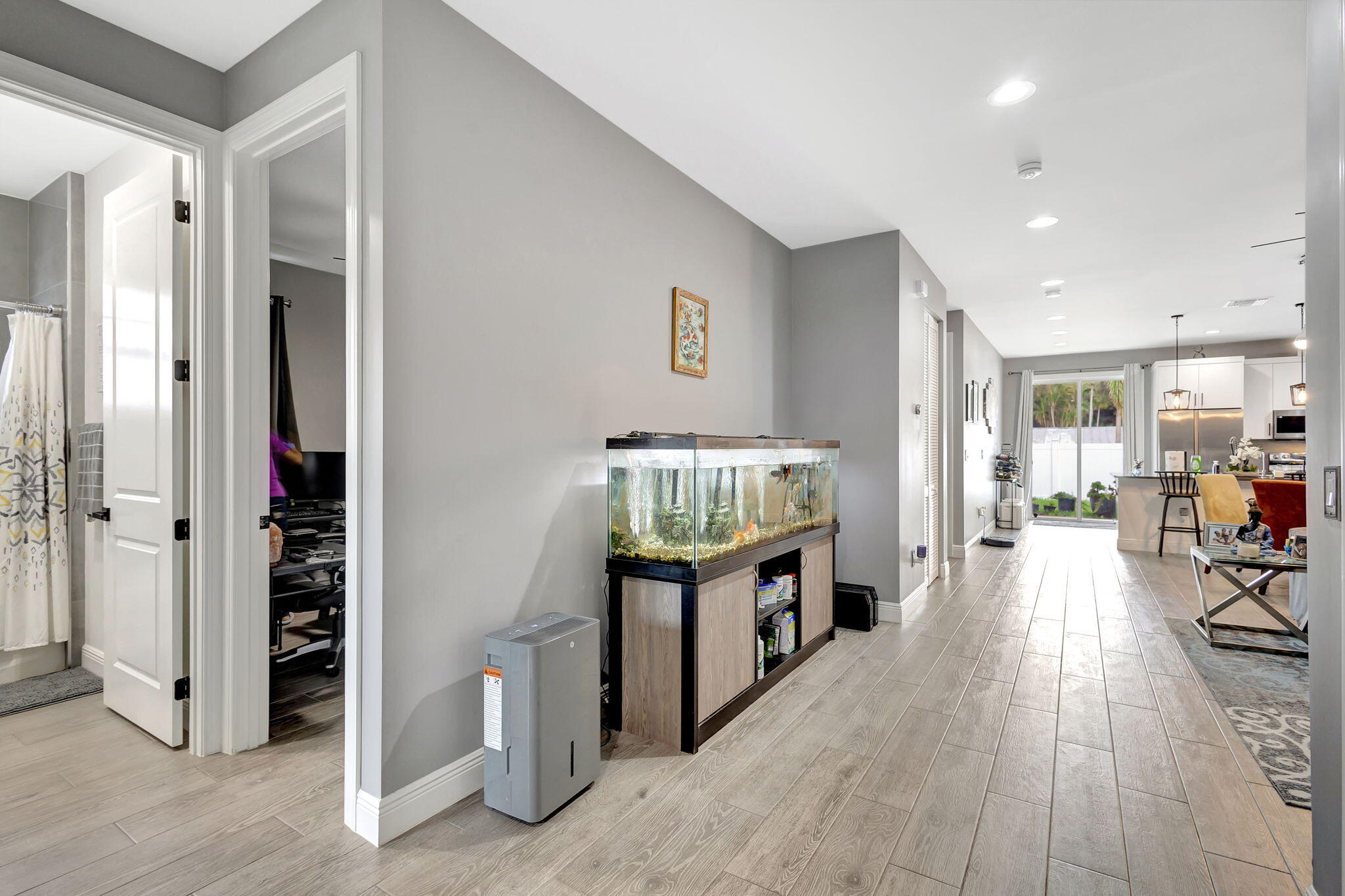SOUTHERN BOULEVARD PINES - Residential