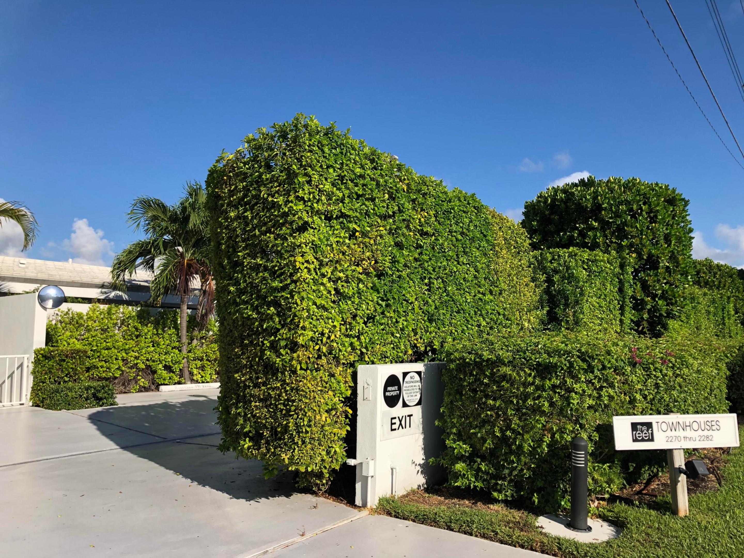 REEF COND - Residential