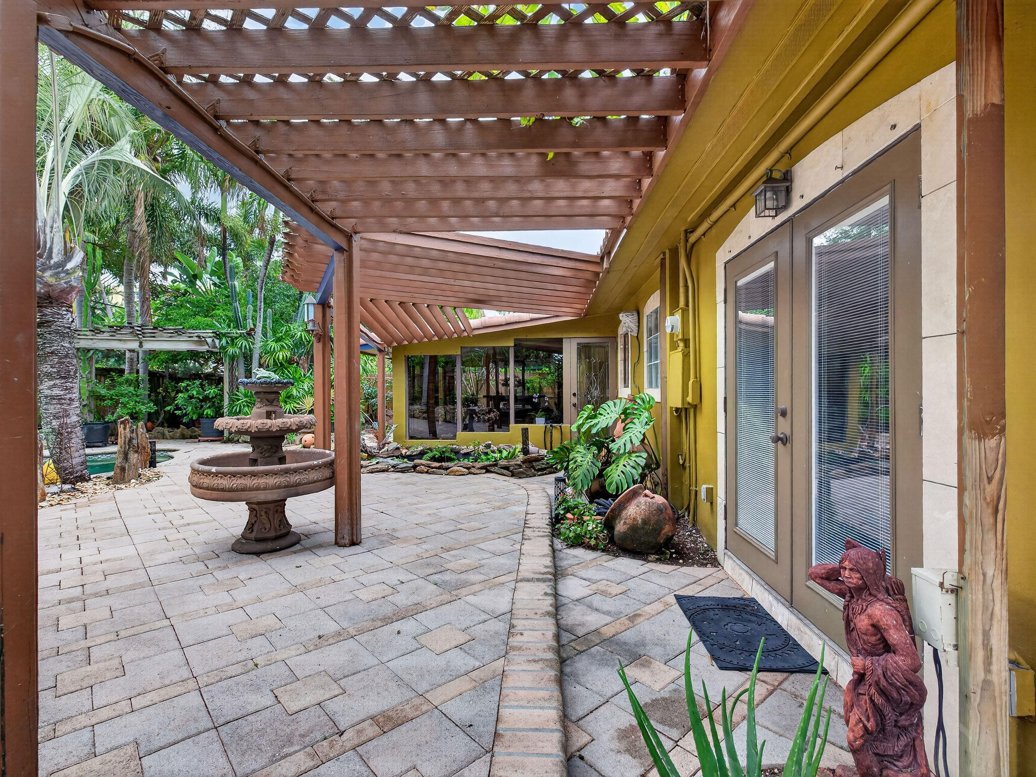 BEACHWAY ESTATES - Residential