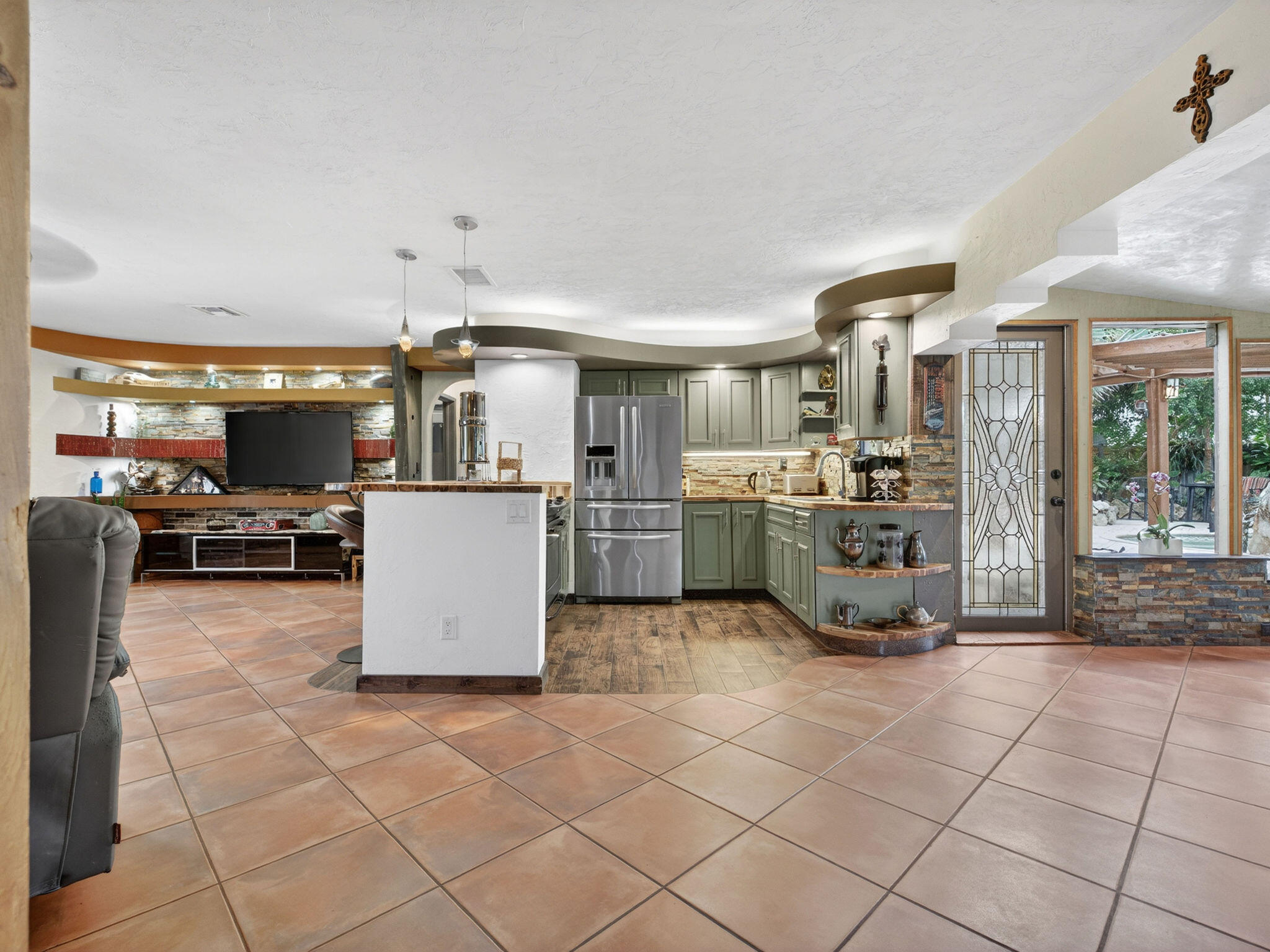 BEACHWAY ESTATES - Residential