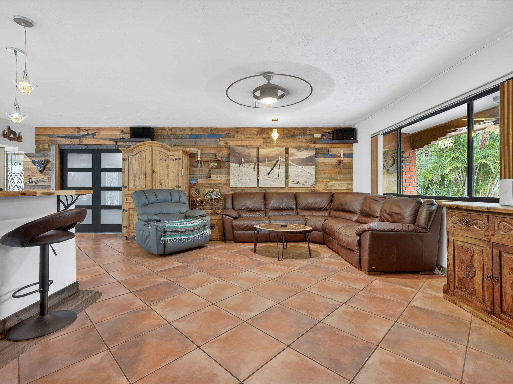 BEACHWAY ESTATES - Residential