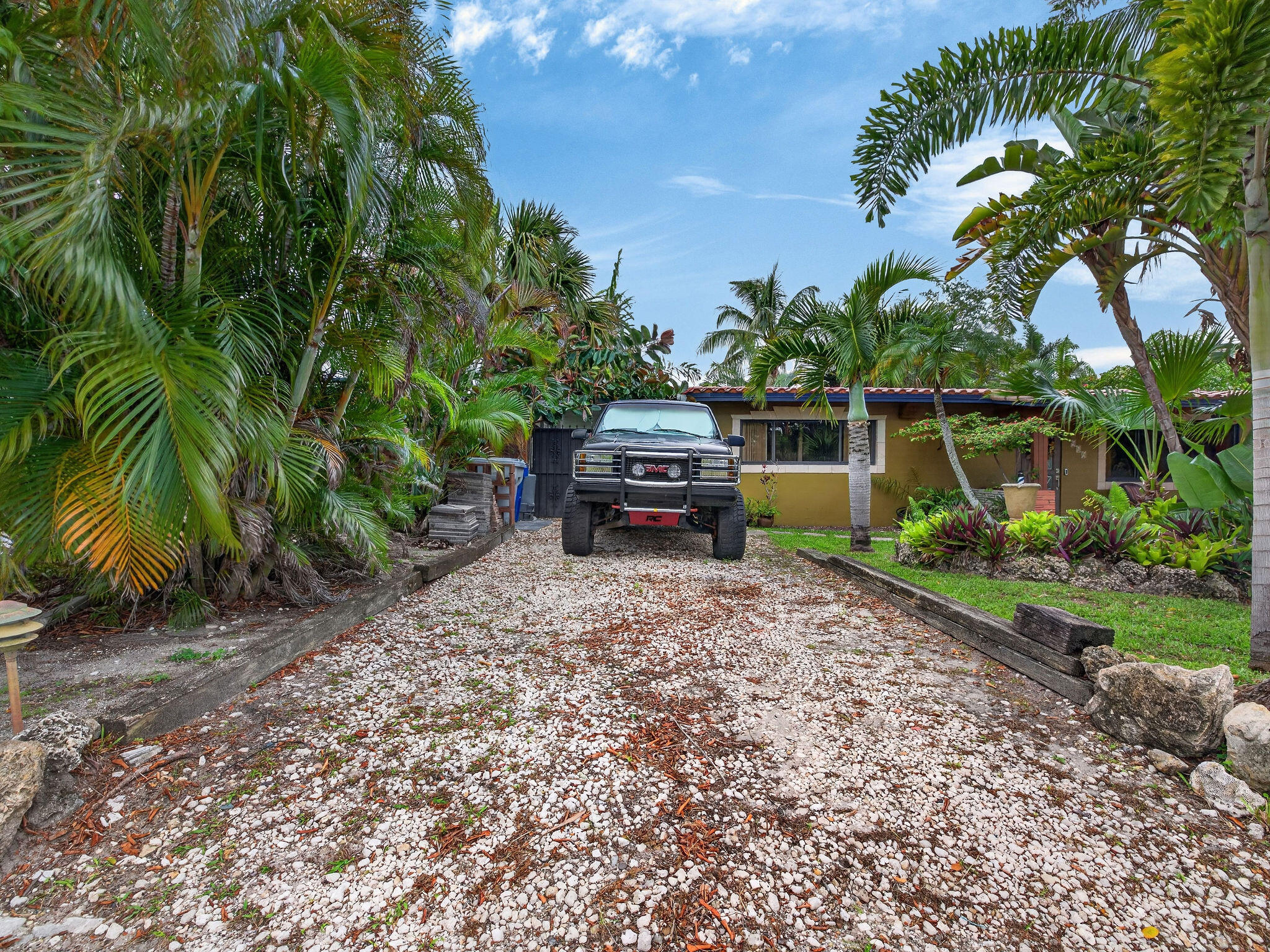 BEACHWAY ESTATES - Residential