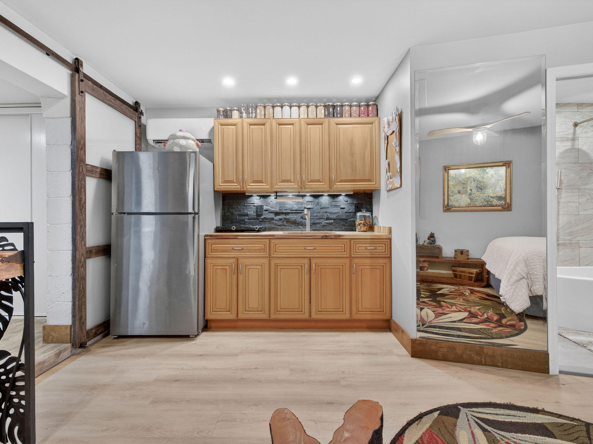 BEACHWAY ESTATES - Residential