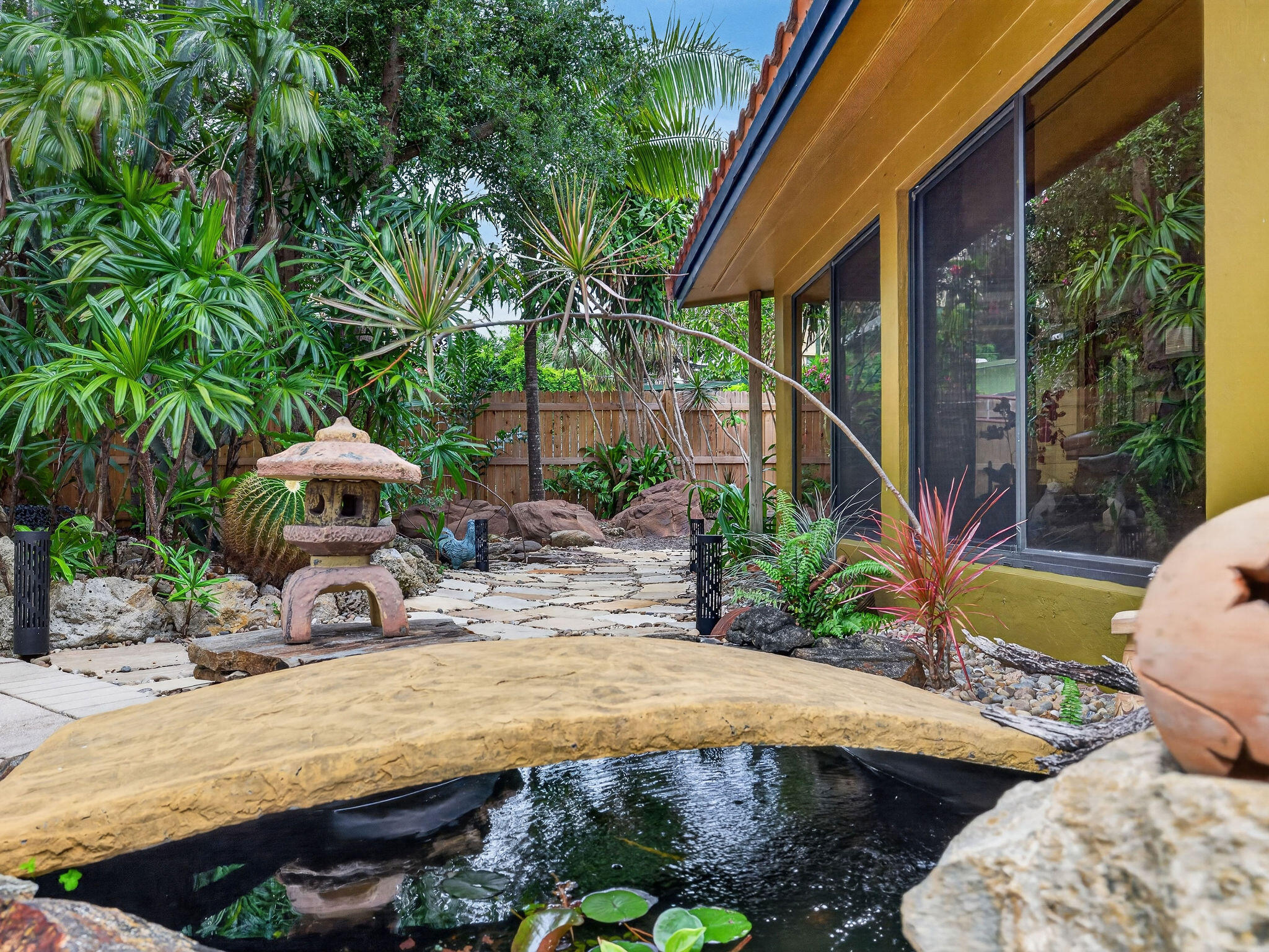 BEACHWAY ESTATES - Residential