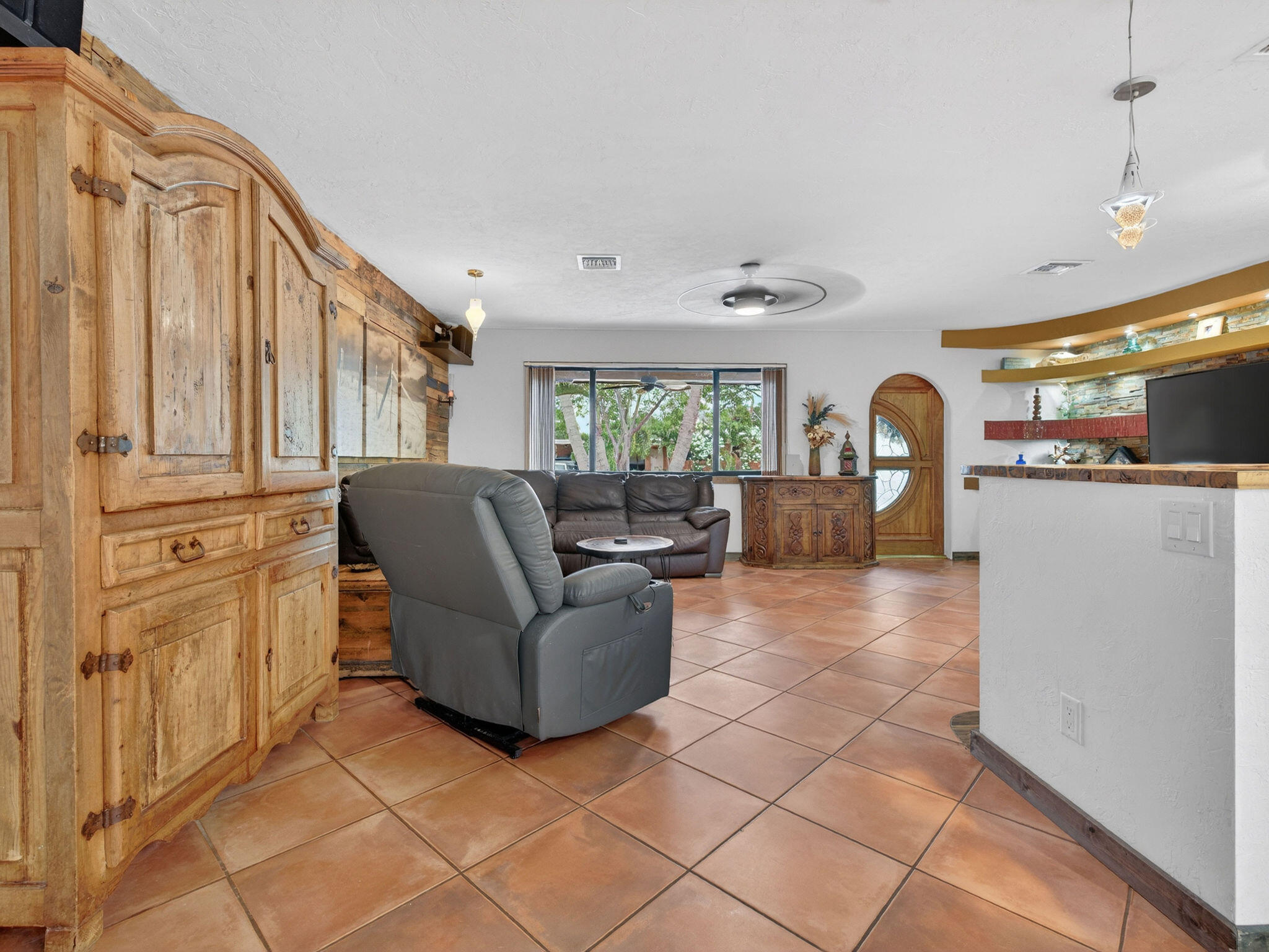 BEACHWAY ESTATES - Residential