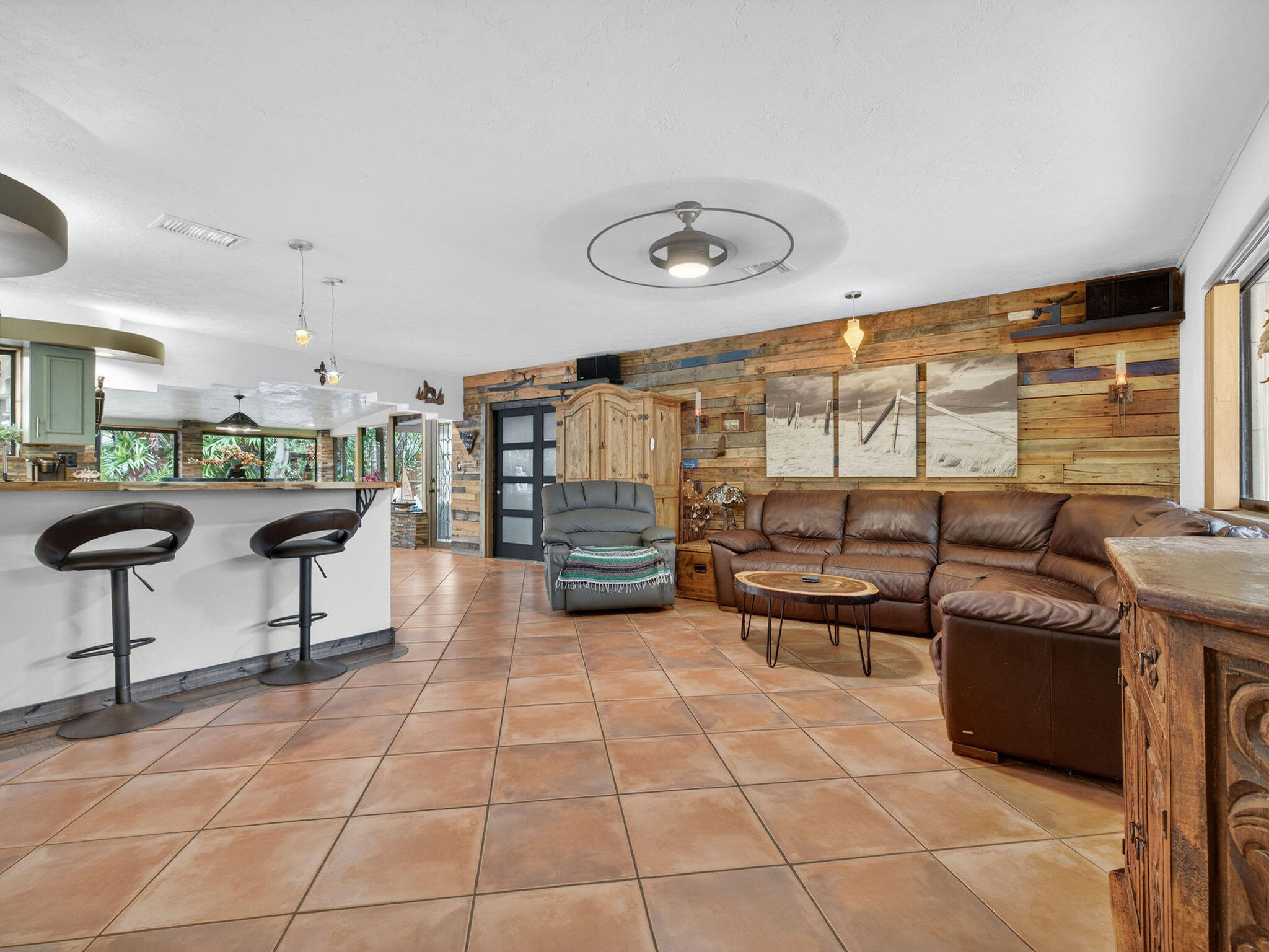BEACHWAY ESTATES - Residential