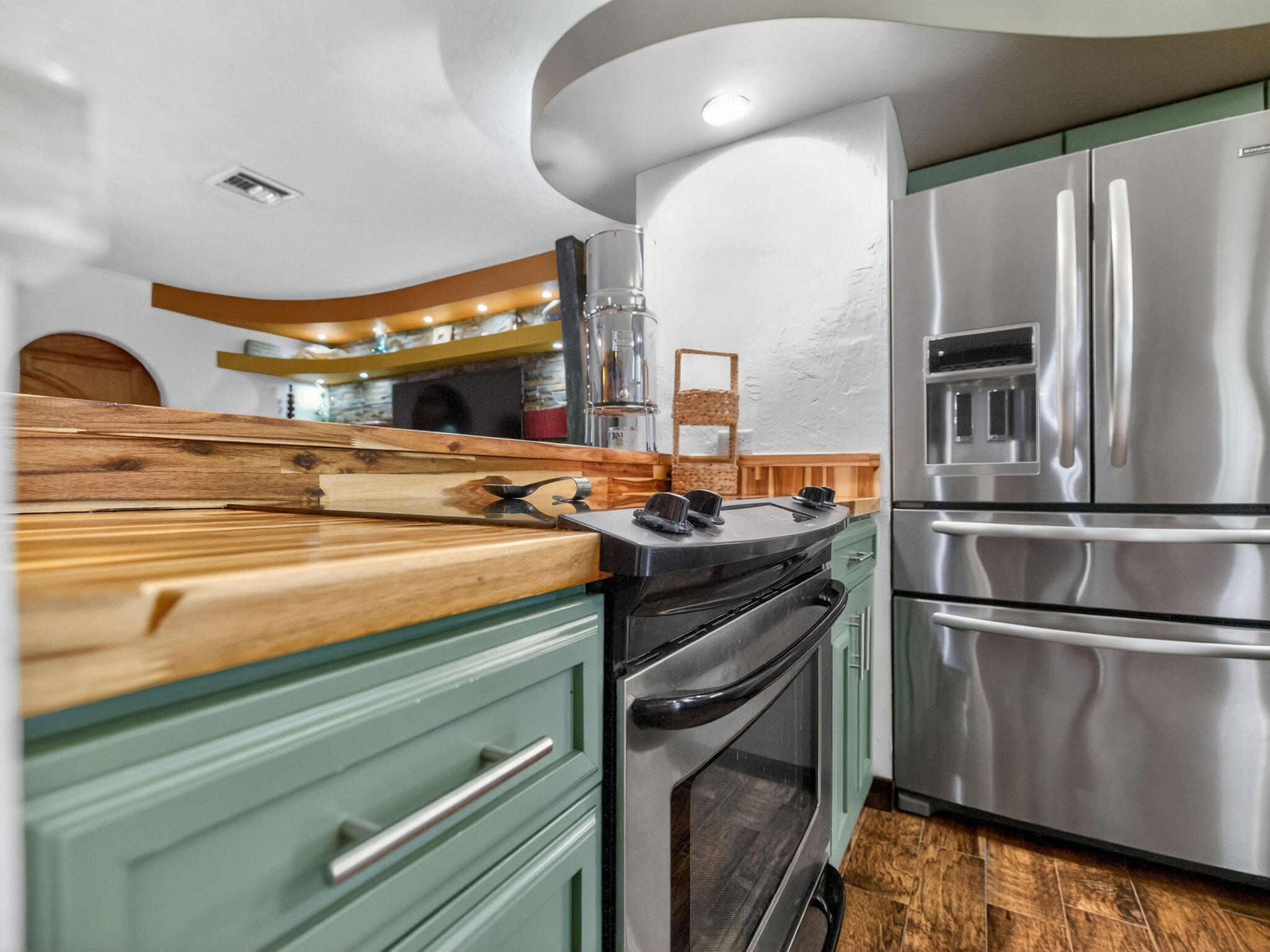 BEACHWAY ESTATES - Residential