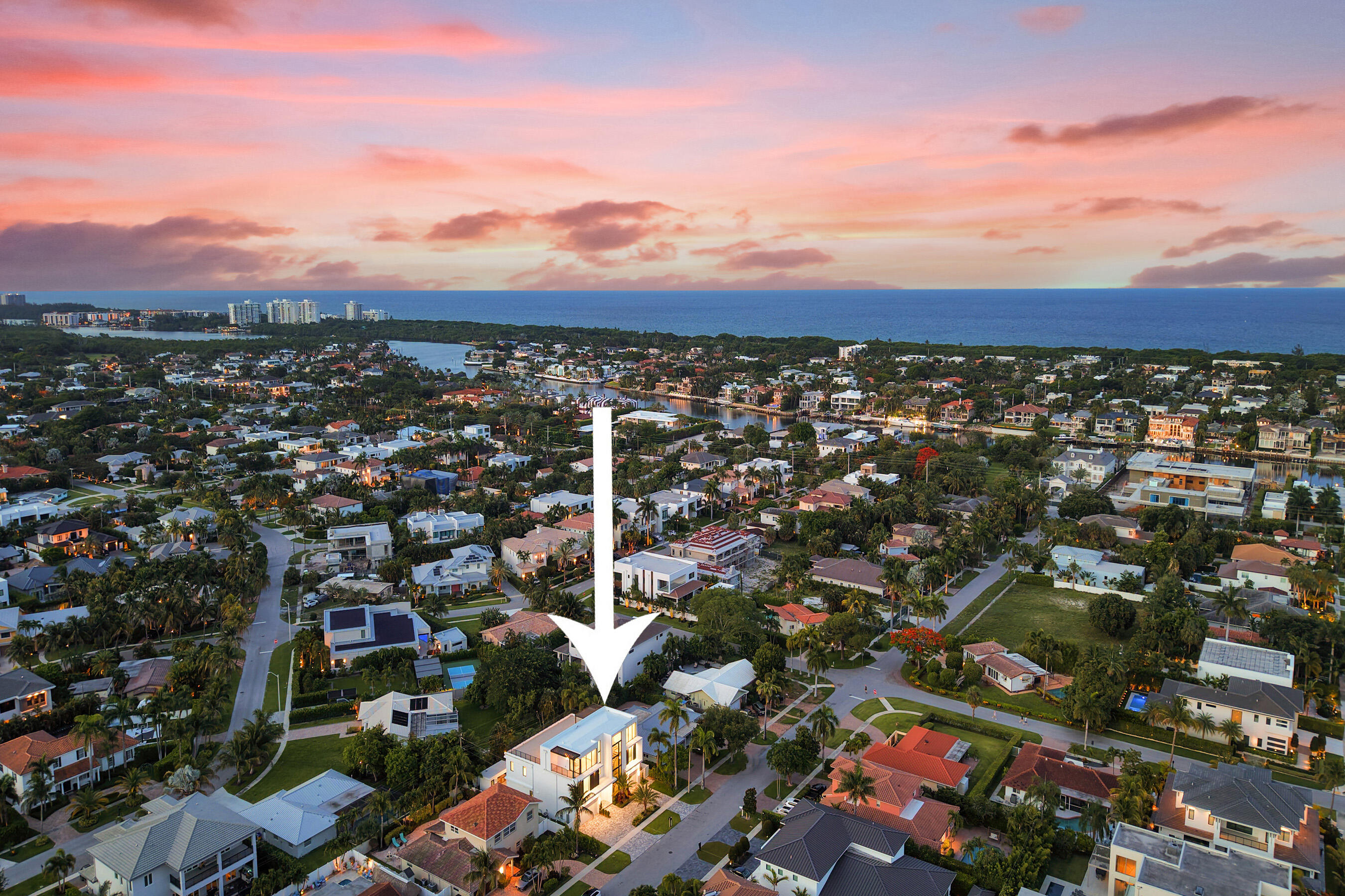 KINGS COURT REPLAT - Residential