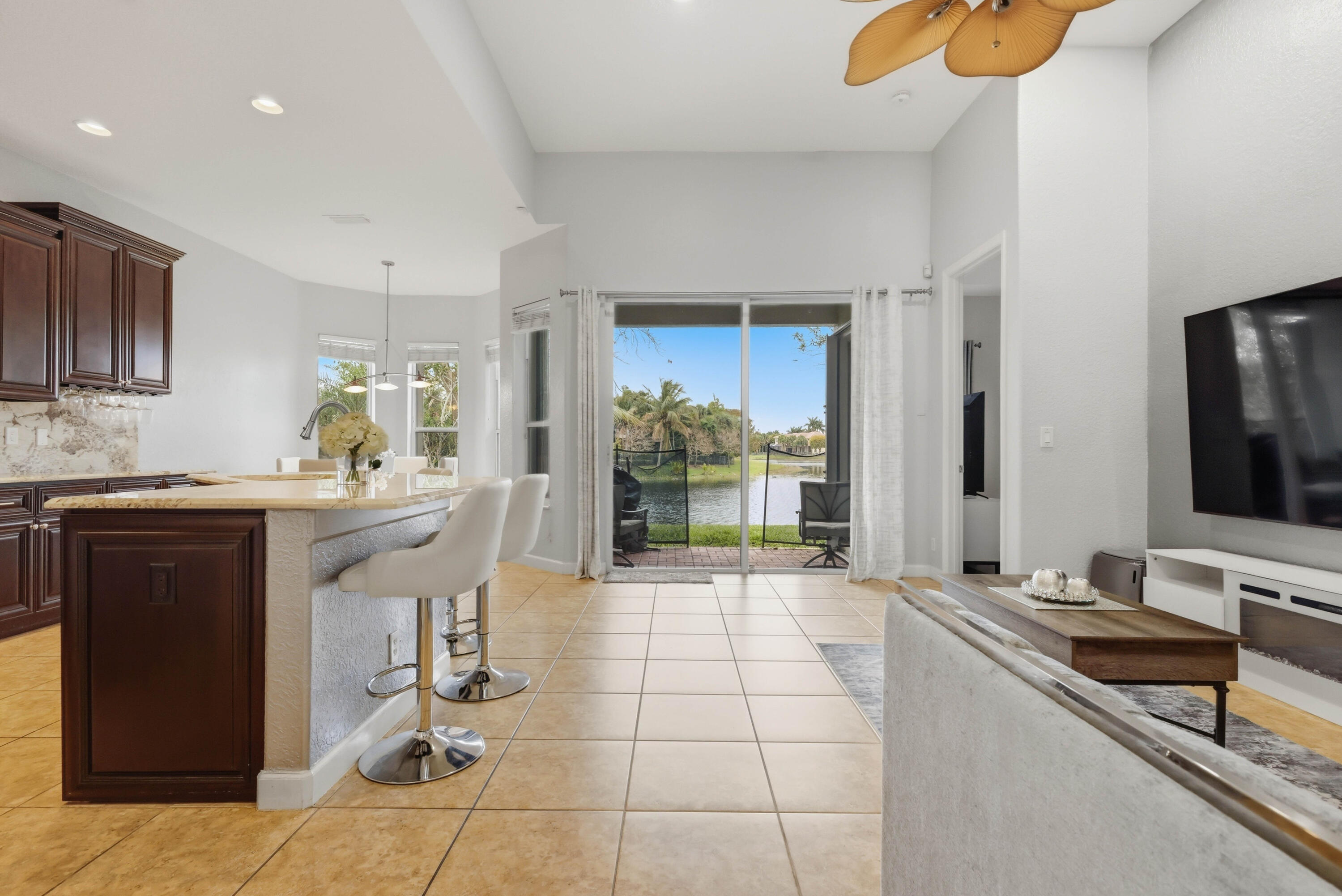HERON BAY CENTRAL - Residential