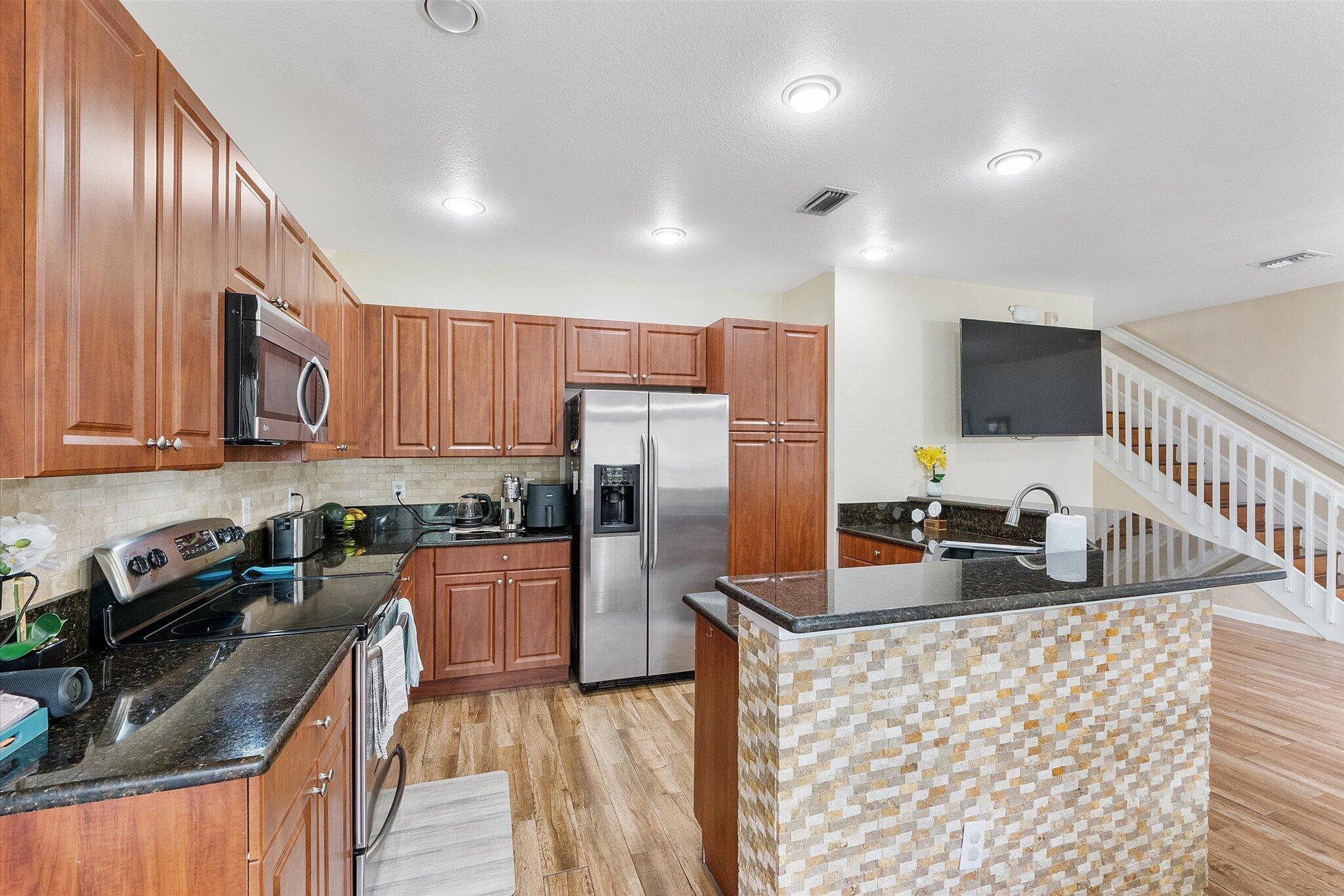 GRAND CYPRESS REPLAT - Residential Lease