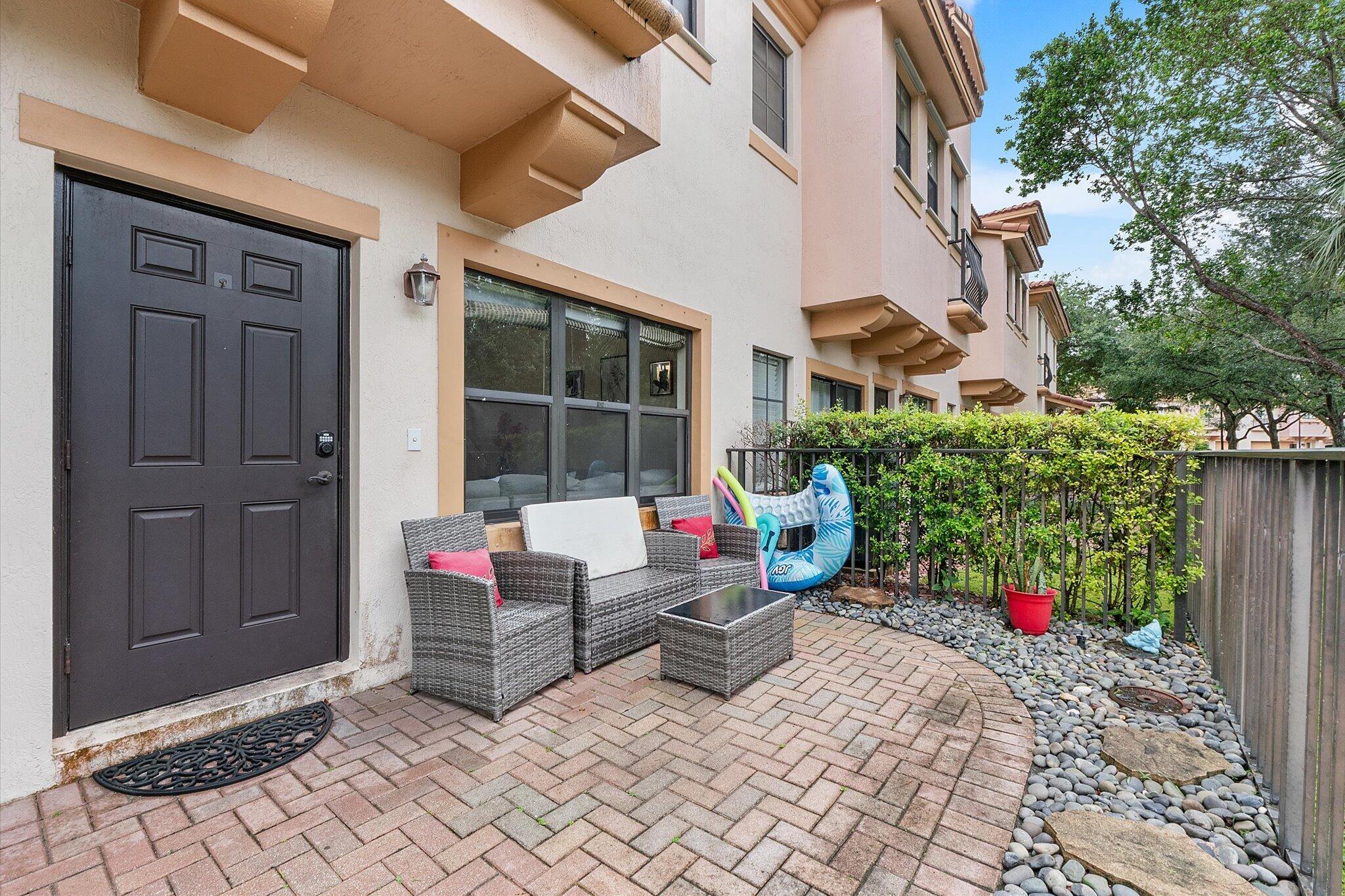 GRAND CYPRESS REPLAT - Residential Lease