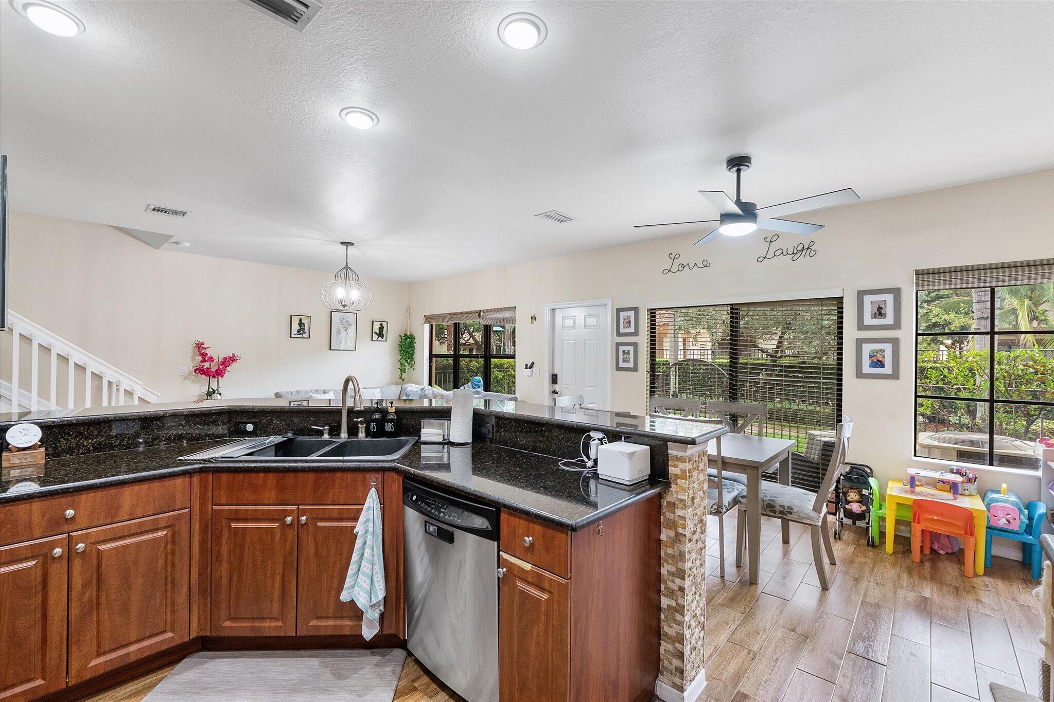 GRAND CYPRESS REPLAT - Residential Lease