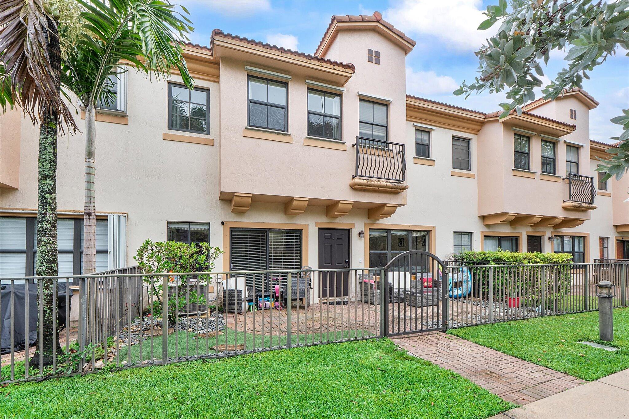 GRAND CYPRESS REPLAT - Residential Lease