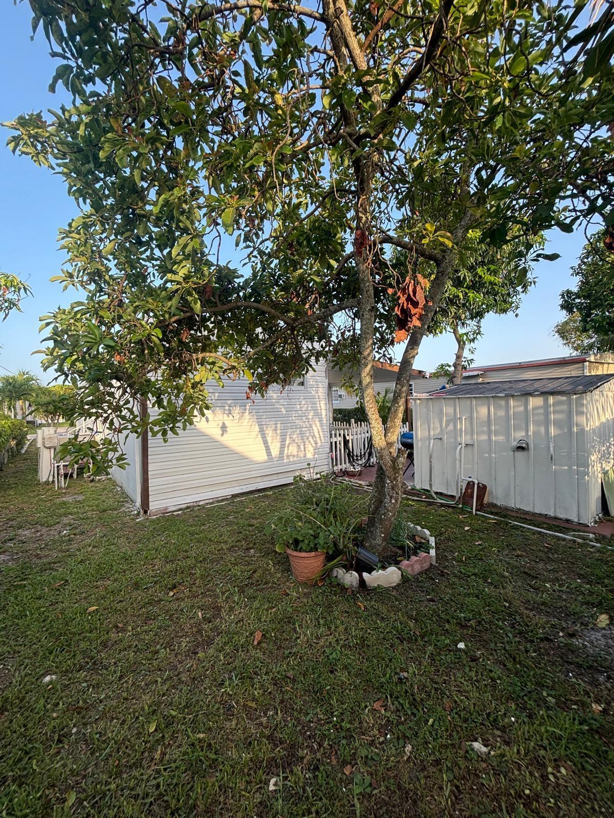 HAVEN LAKE PARK - Residential