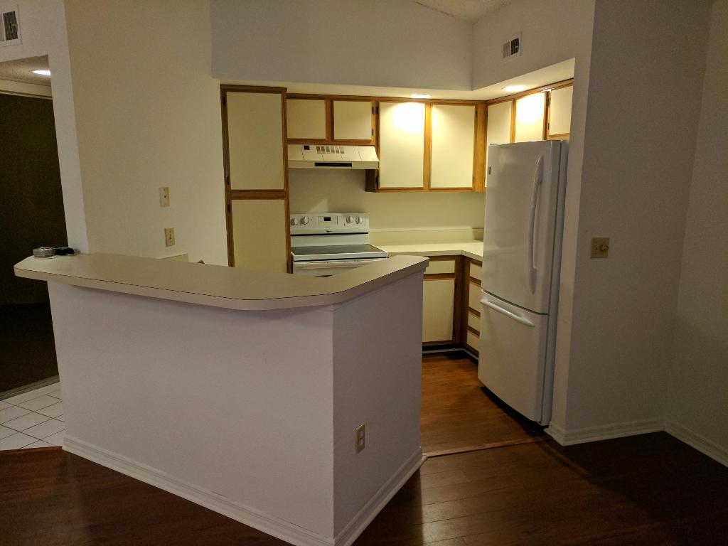 PONTE VERDE AT PALM BEACH LAKES CONDO - Residential Lease